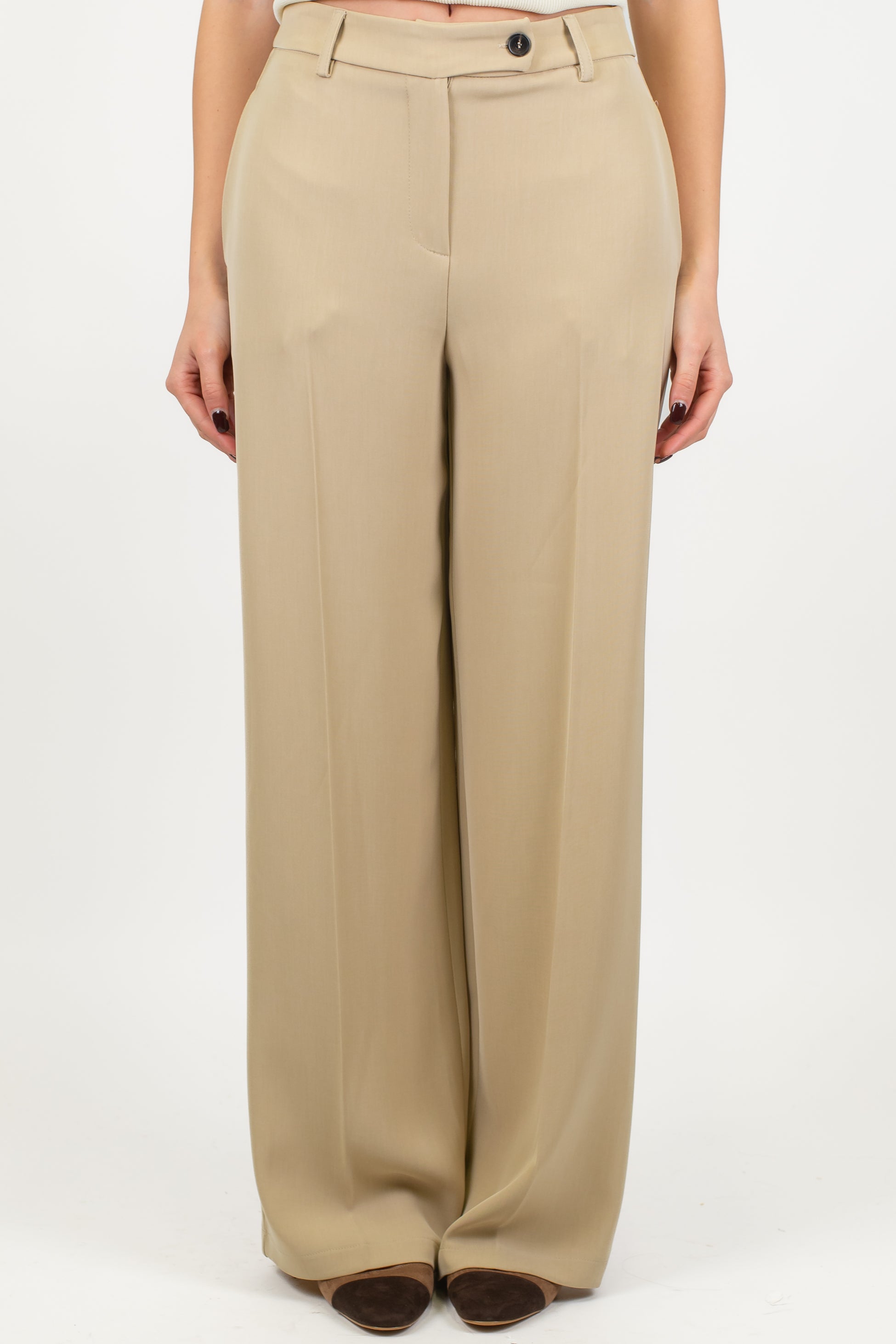 Tensione in - Pantalone palazzo tessuto fluido con abbottonatura asimmetrica