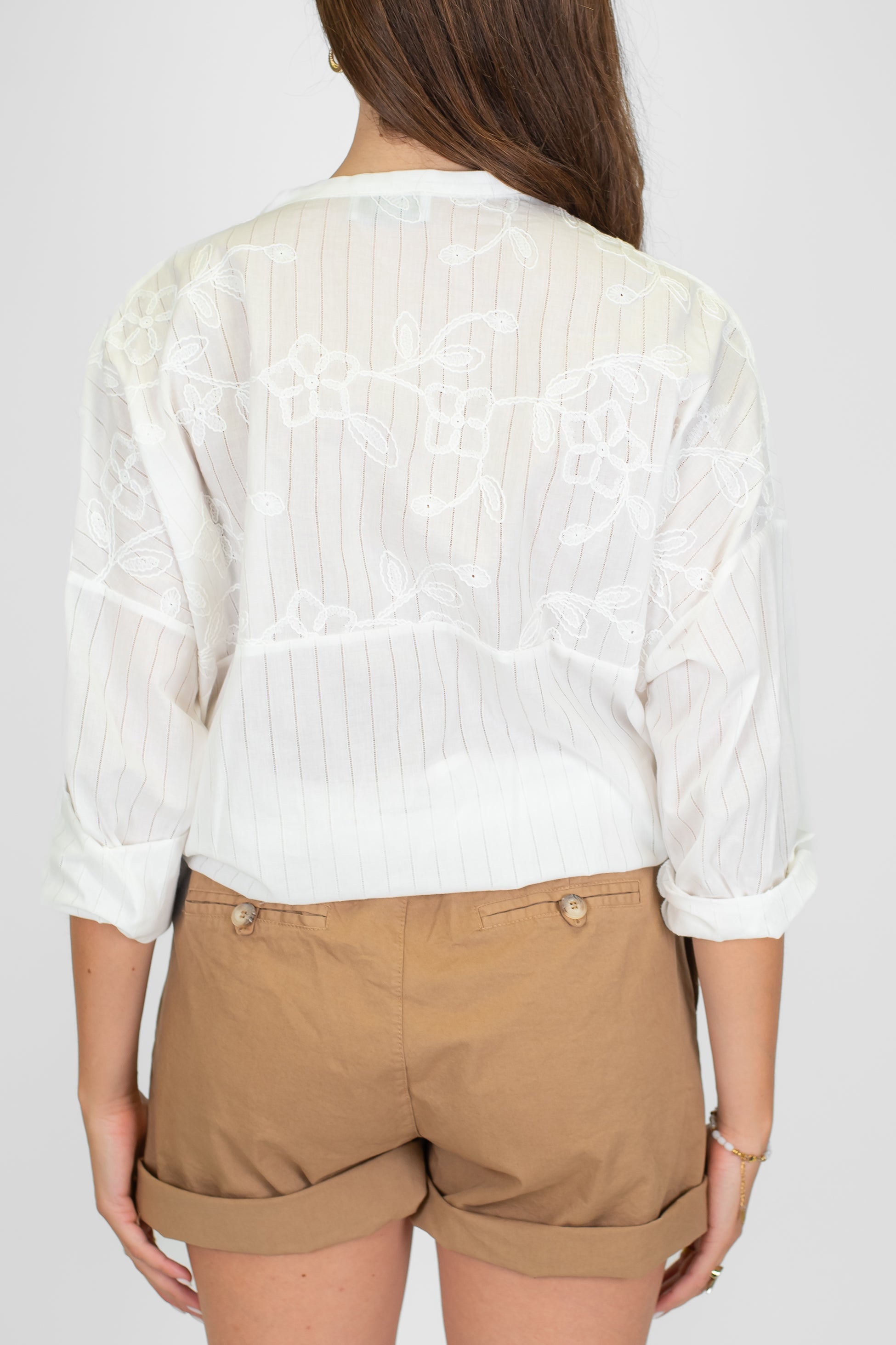 Motel - Camicia in mussola di cotone doppia fantasia righe-fiori ricamata con collo coreano