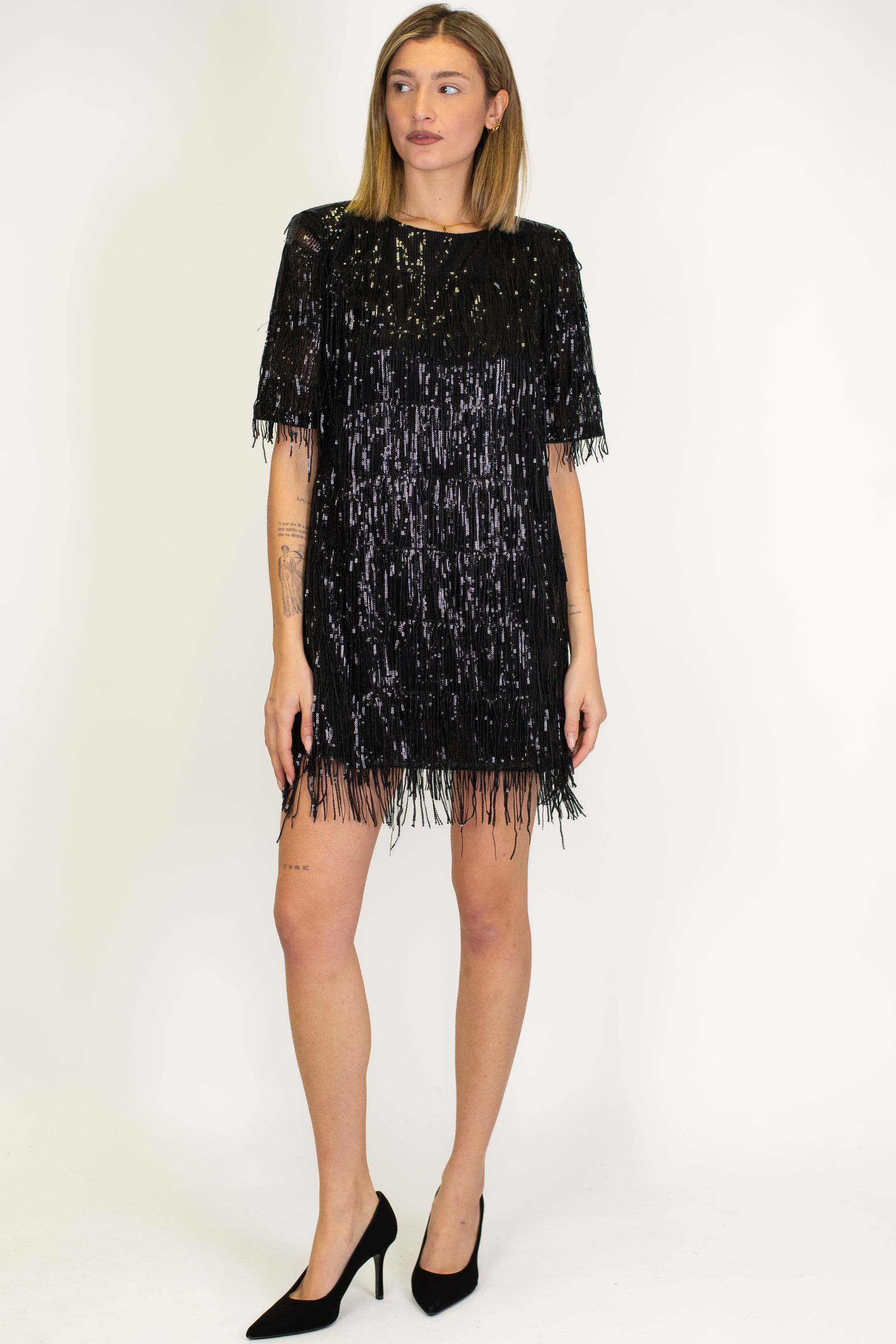 Haveone - Abito corto mezzamanica con frange in paillettes e scollatura sul retro