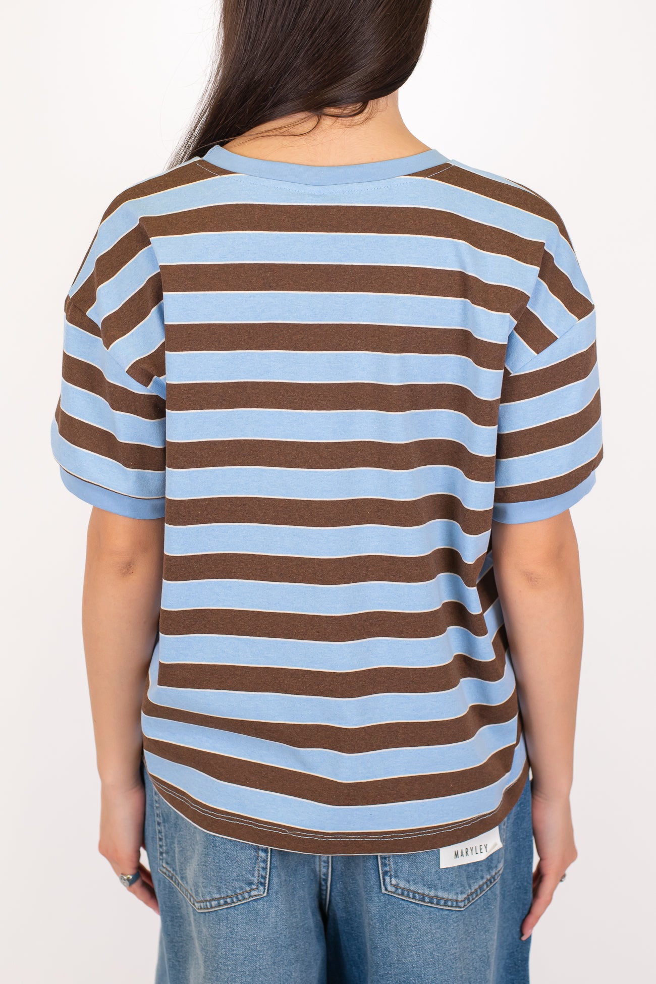 Tensione in - T-shirt fantasia a righe a contrasto