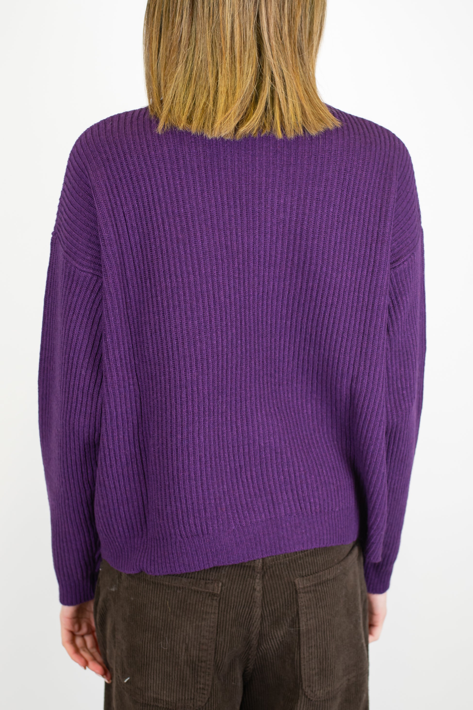 Tensione in - Dolcevita a costine in misto lana e cashmere