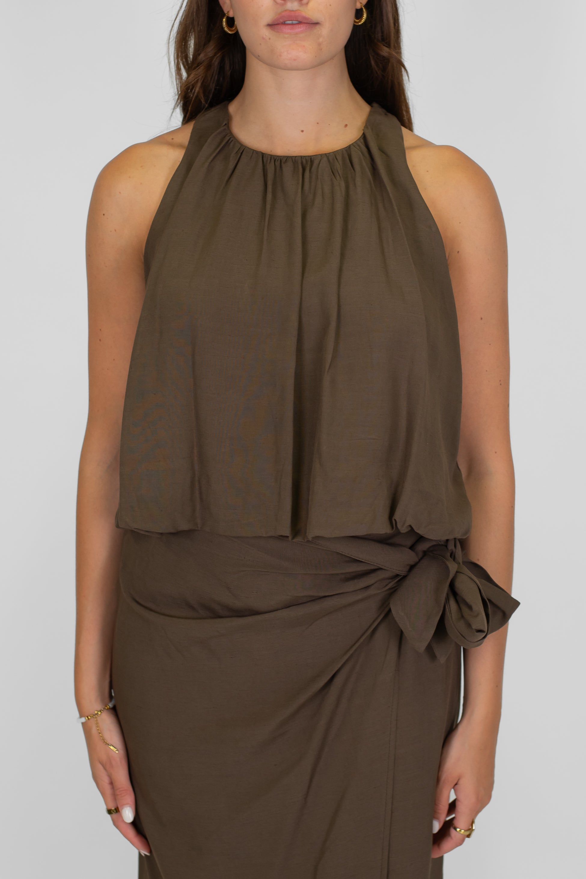 Tensione in - Top in misto viscosa e lino con fondo a palloncino