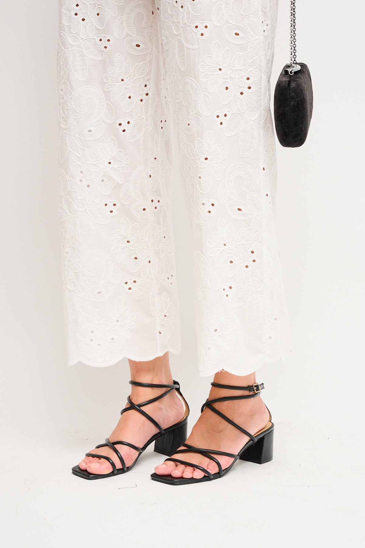 Maryley - Pantalone con elastico in vita in pizzo san gallo