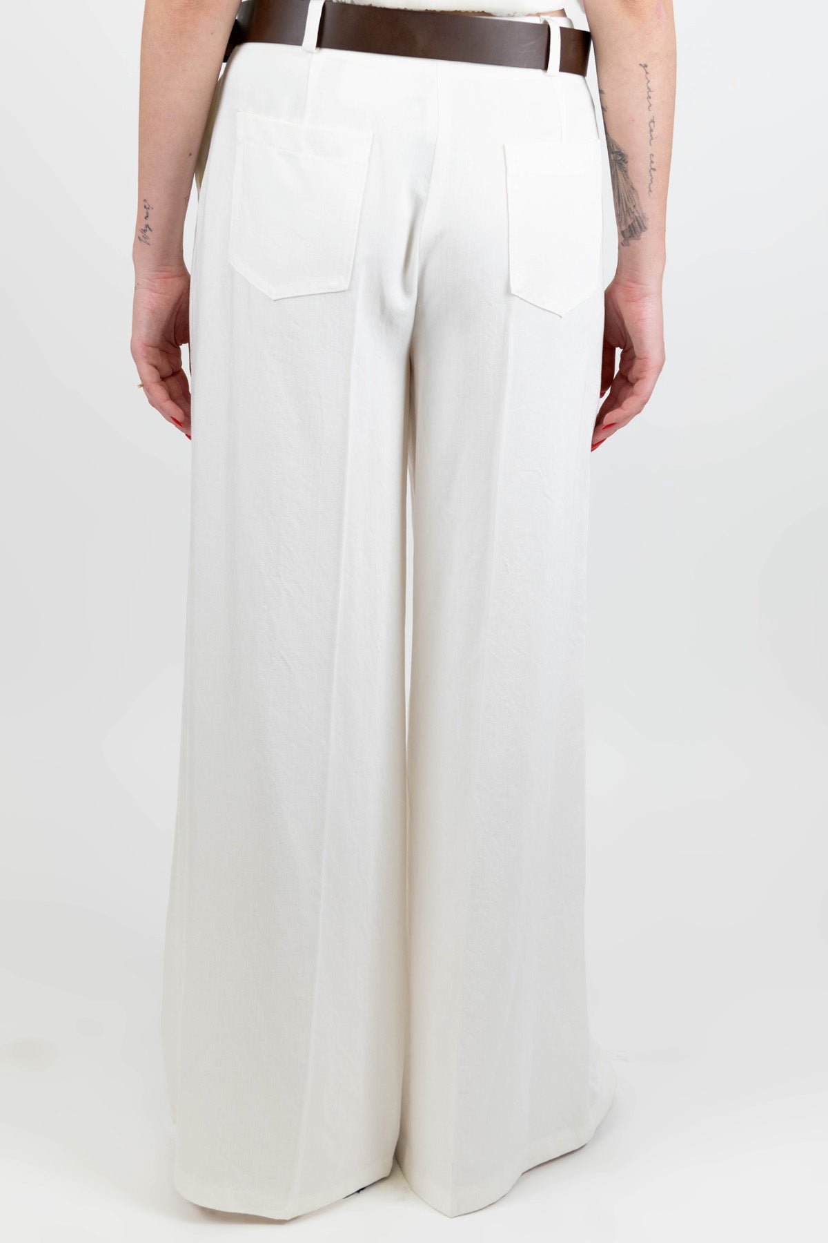 Tensione in - Pantalone palazzo in tencel con piega stirata