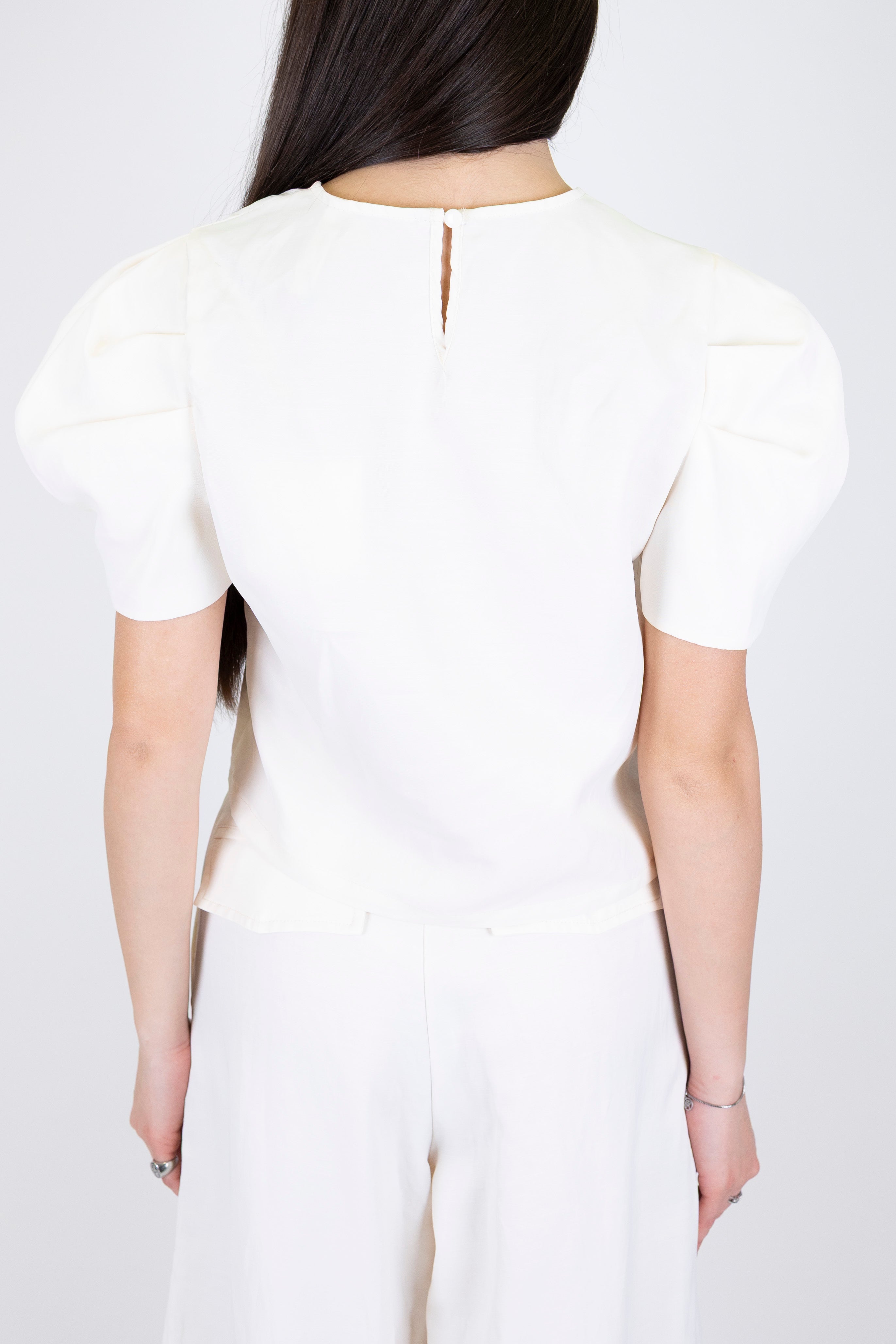 Tensione in - T-shirt in misto viscosa e lino con manica a pallloncino