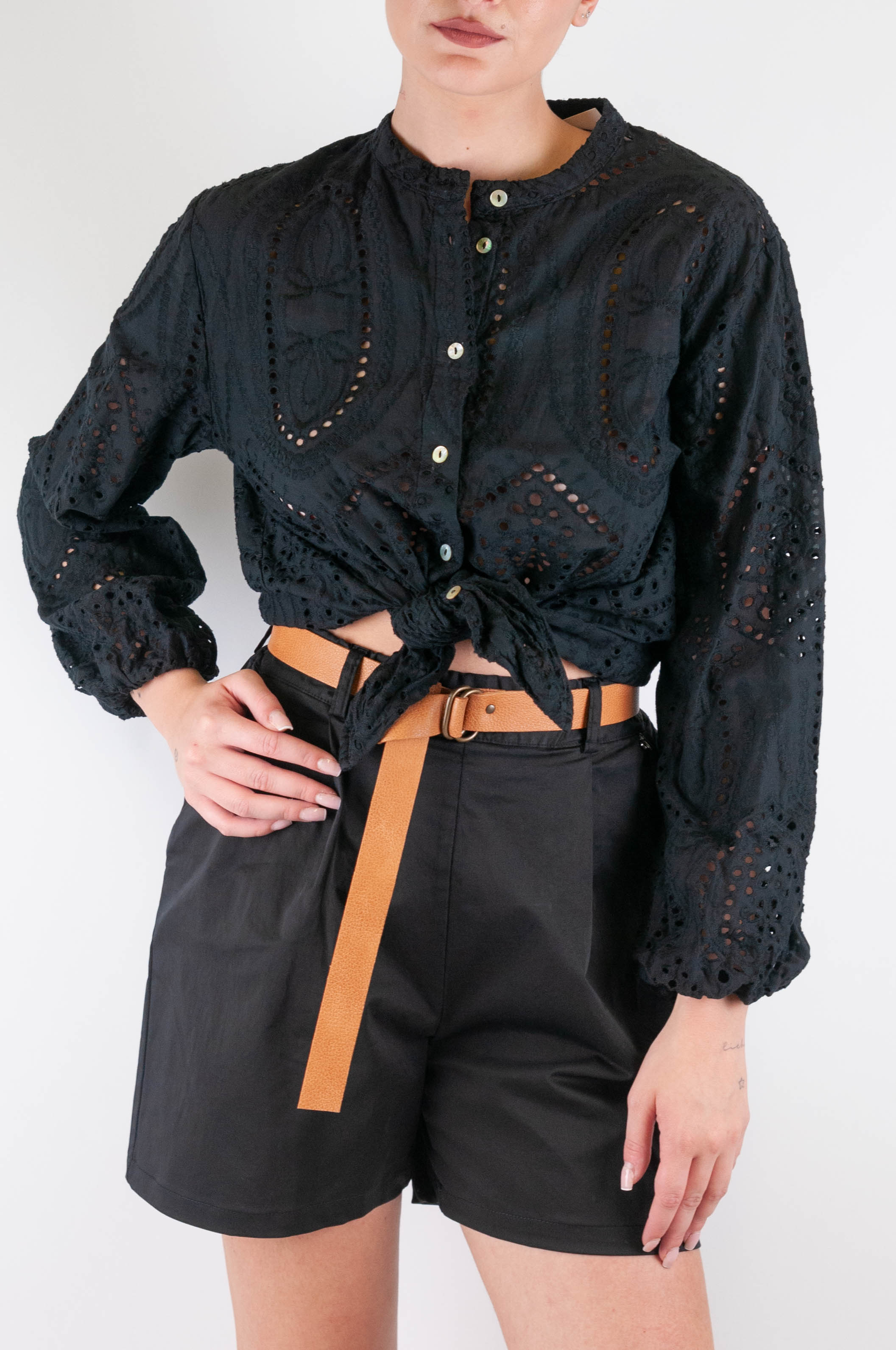 Dixie - Camicia in pizzo sangallo con collo coreano