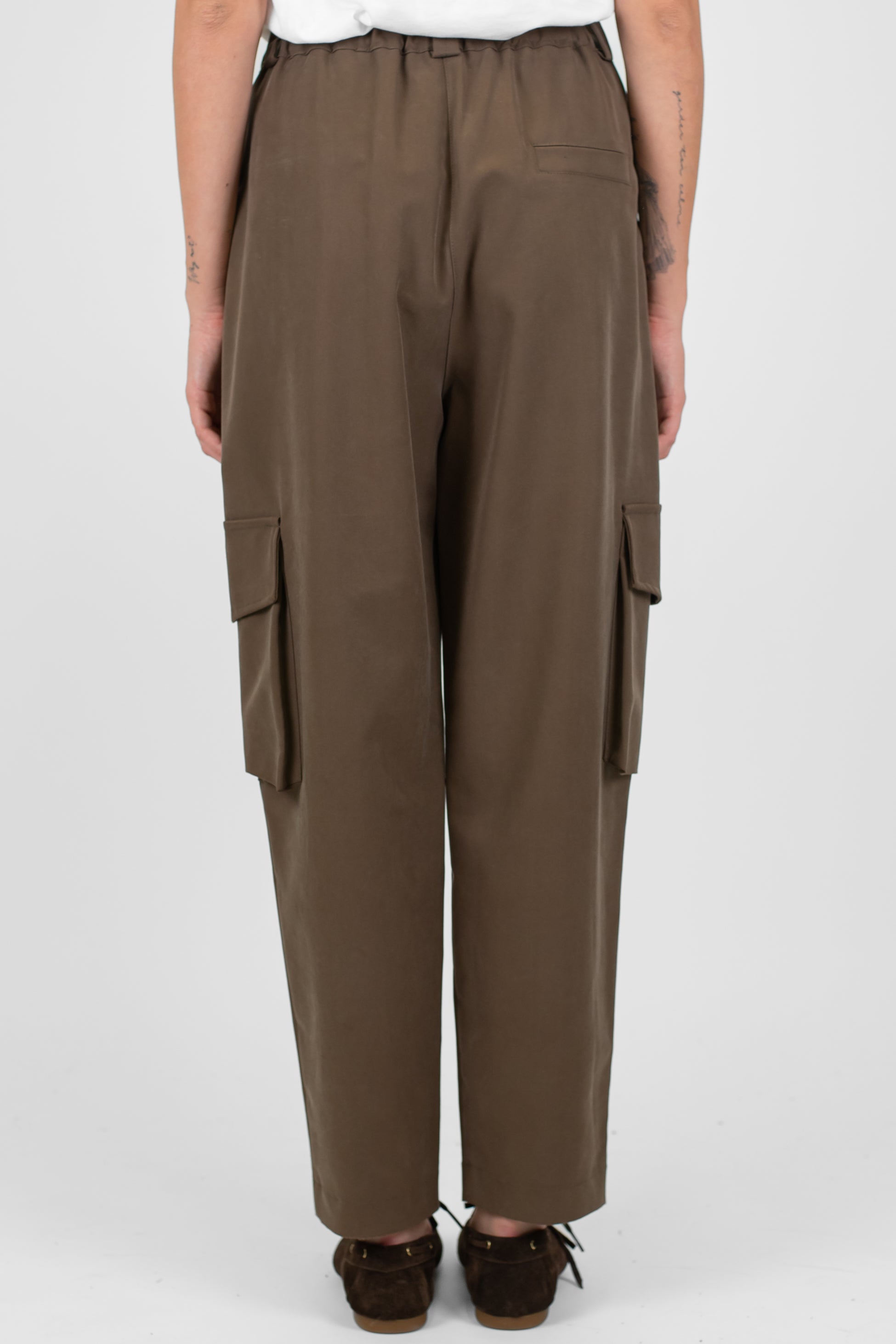 Maryley - Pantalone cargo con dettaglio laccio in pelle