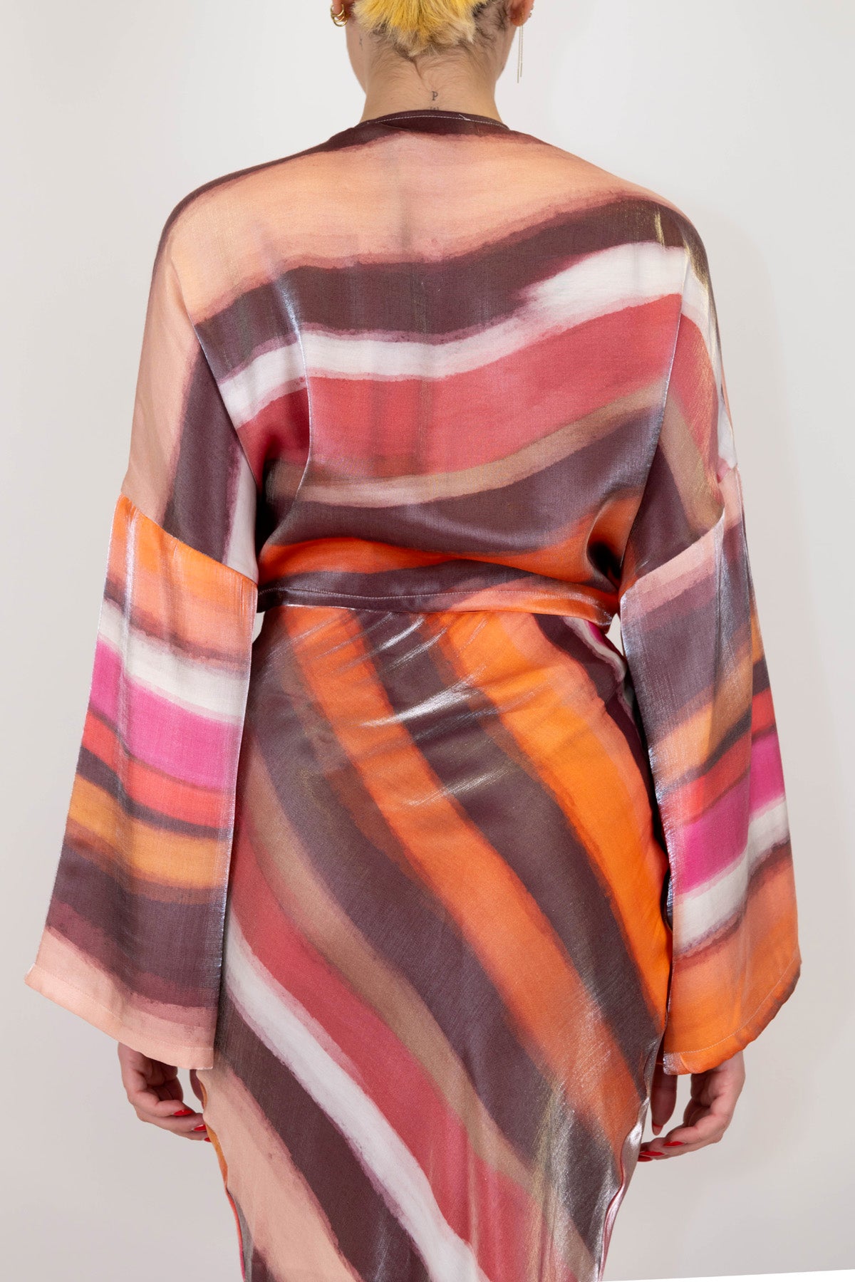 Haveone - Blusa crop fantasia righe diagonali in viscosa con fiocco e anello centrale