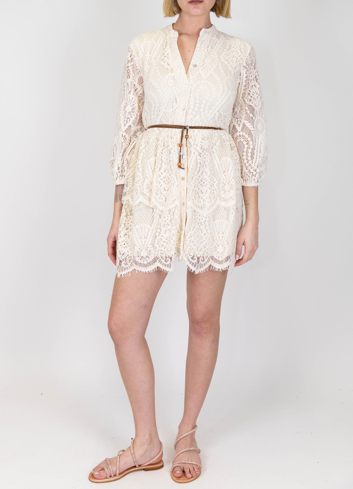 Tensione in - Chemisier corto in crochet con manica tre quarti e collo coreano