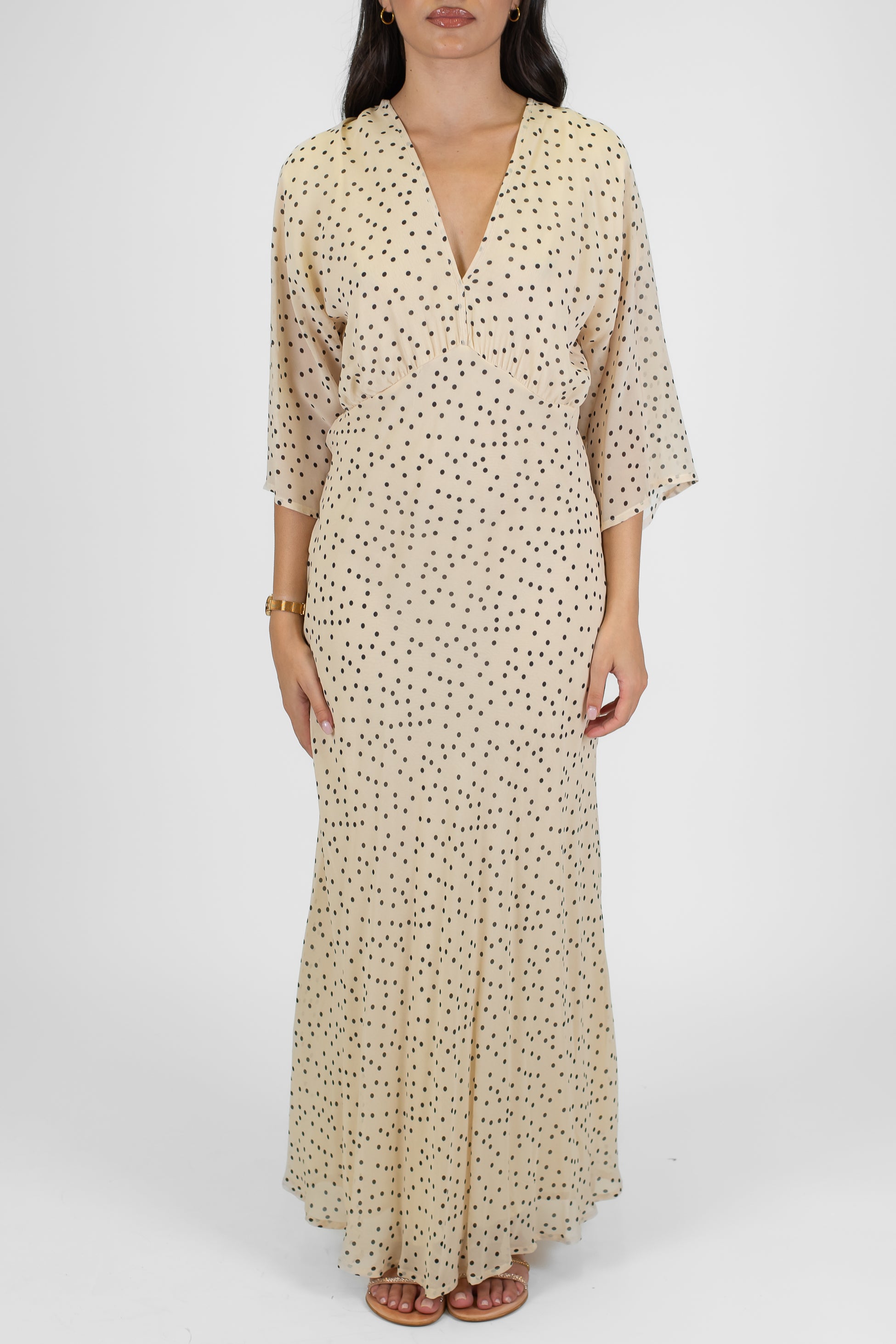 Tensione in - Abito lungo scollo a V fantasia pois con manica tre quarti e allaccio sul retro