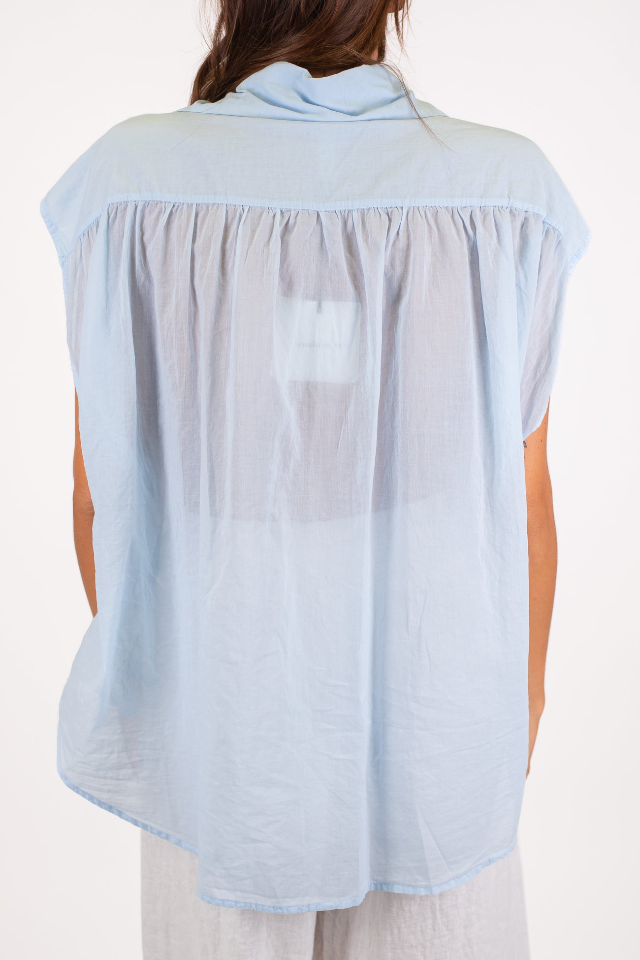 Tensione in - Camicia mezzamanica in mussola di cotone