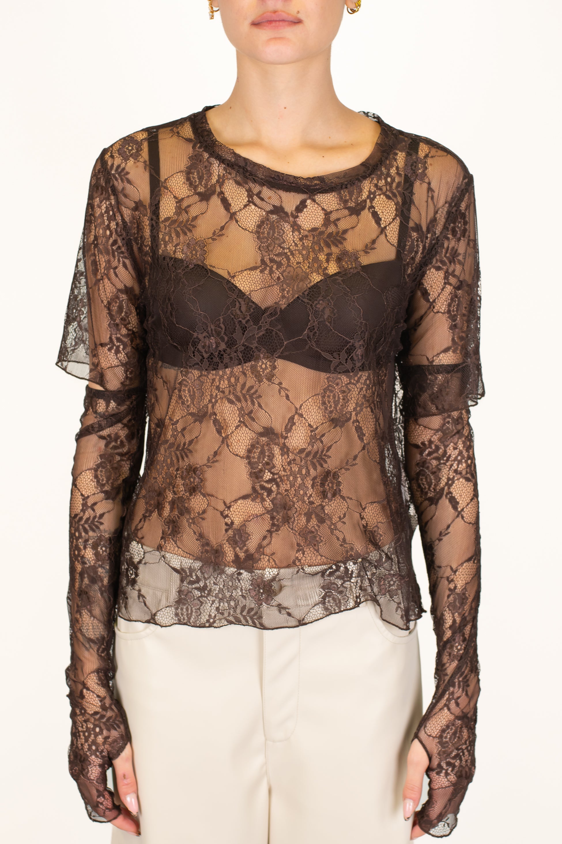 Tensione in - T-shirt in pizzo con manicotti