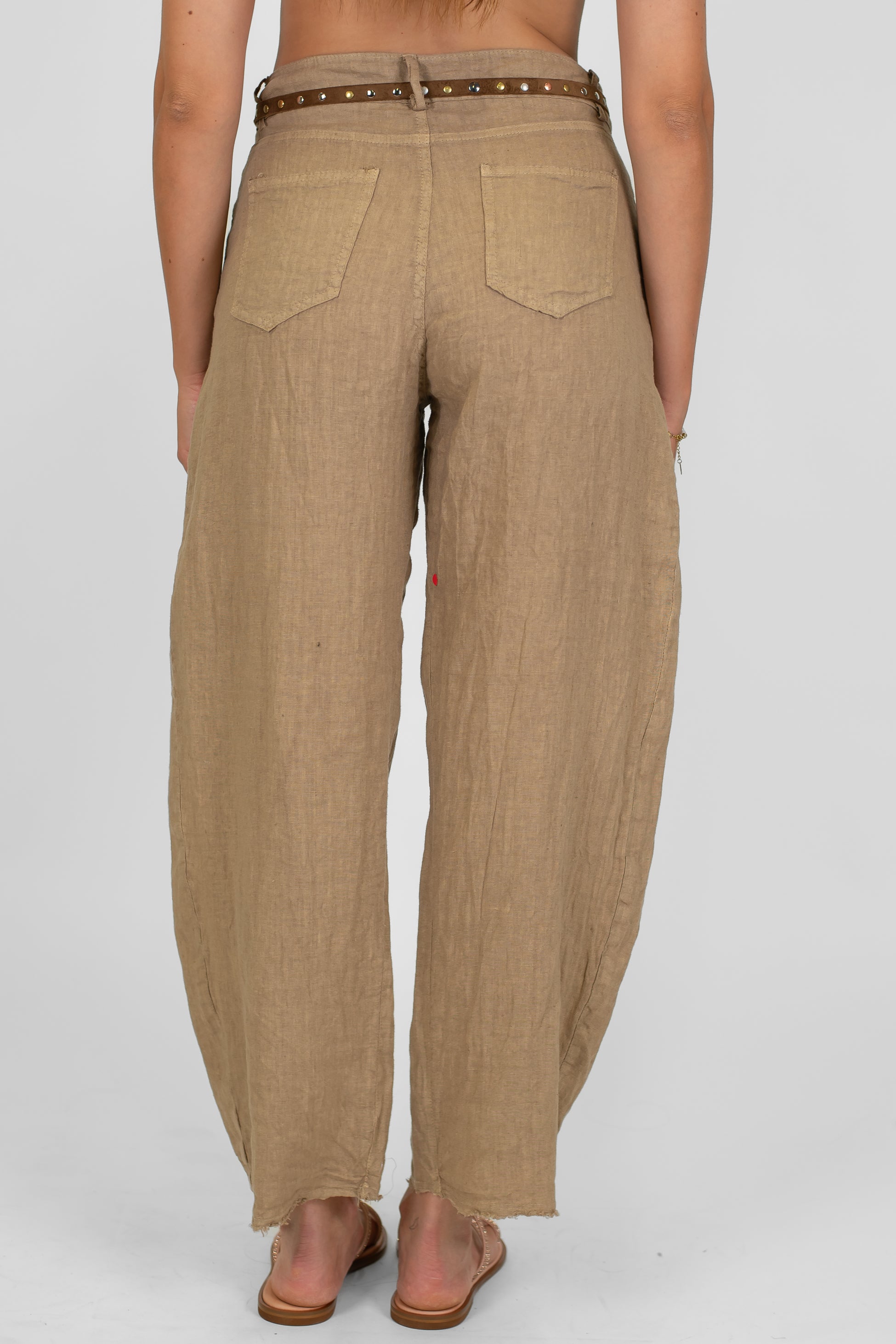 Tensione in - Pantalone balloon 100% lino sfrangiato sotto