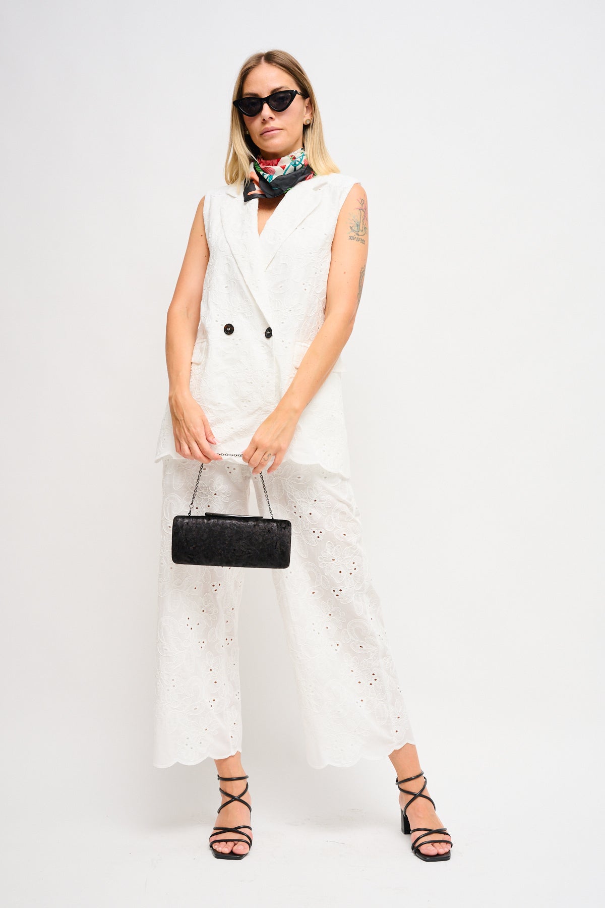 Maryley - Pantalone con elastico in vita in pizzo san gallo