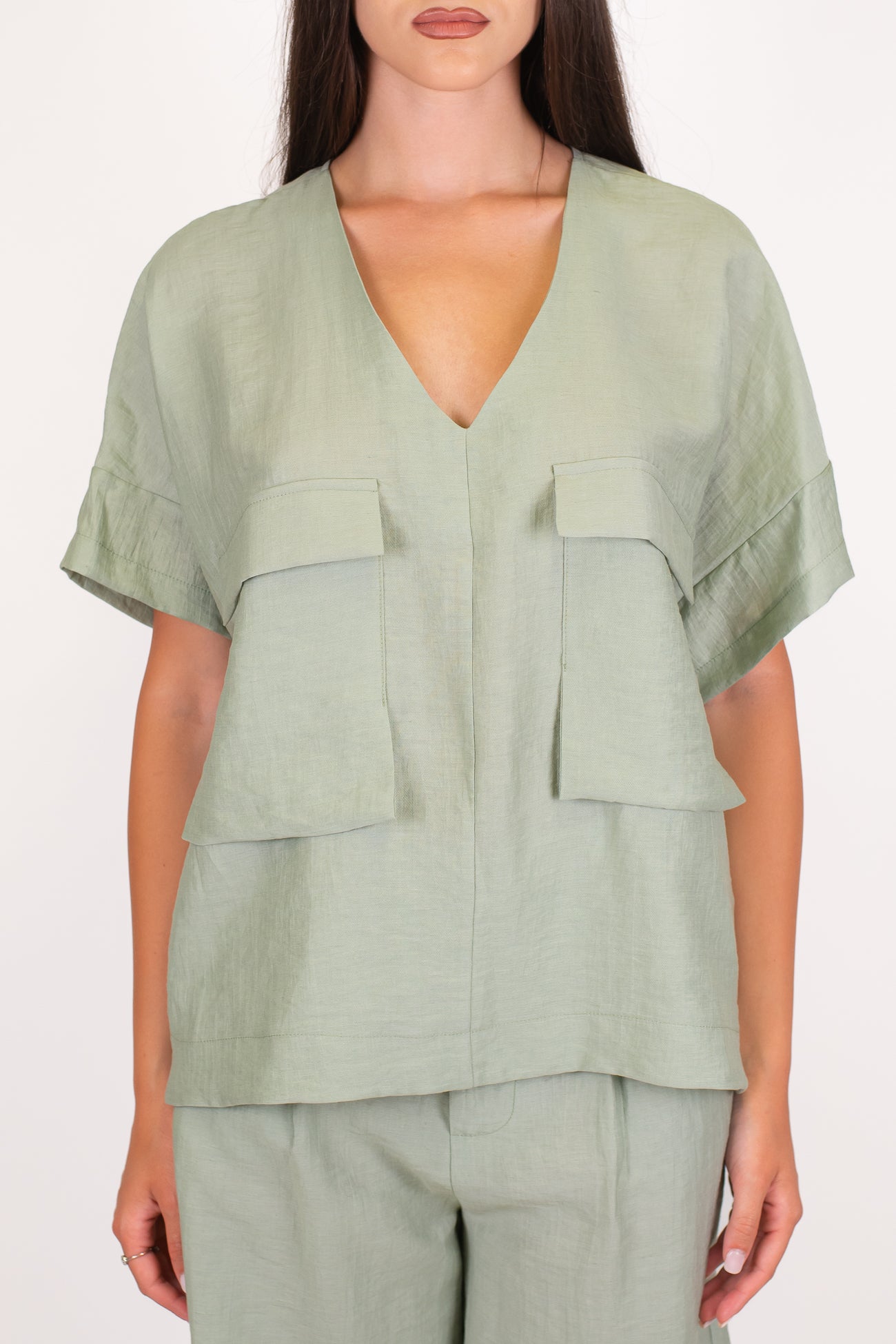 Dixie - Blusa mezzamanica in misto lino con sollo a V e tasconi laterali