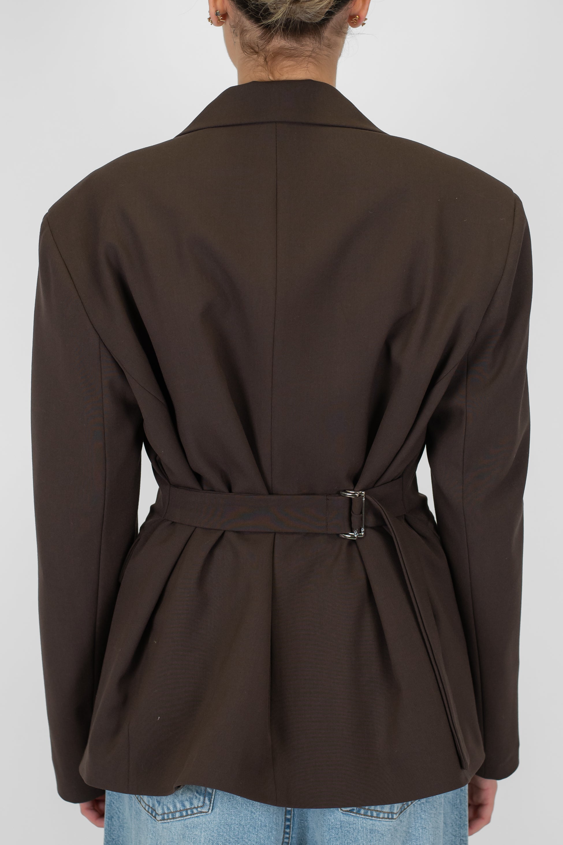 Motel - Giacca doppiopetto con spalline e cinturino sul retro