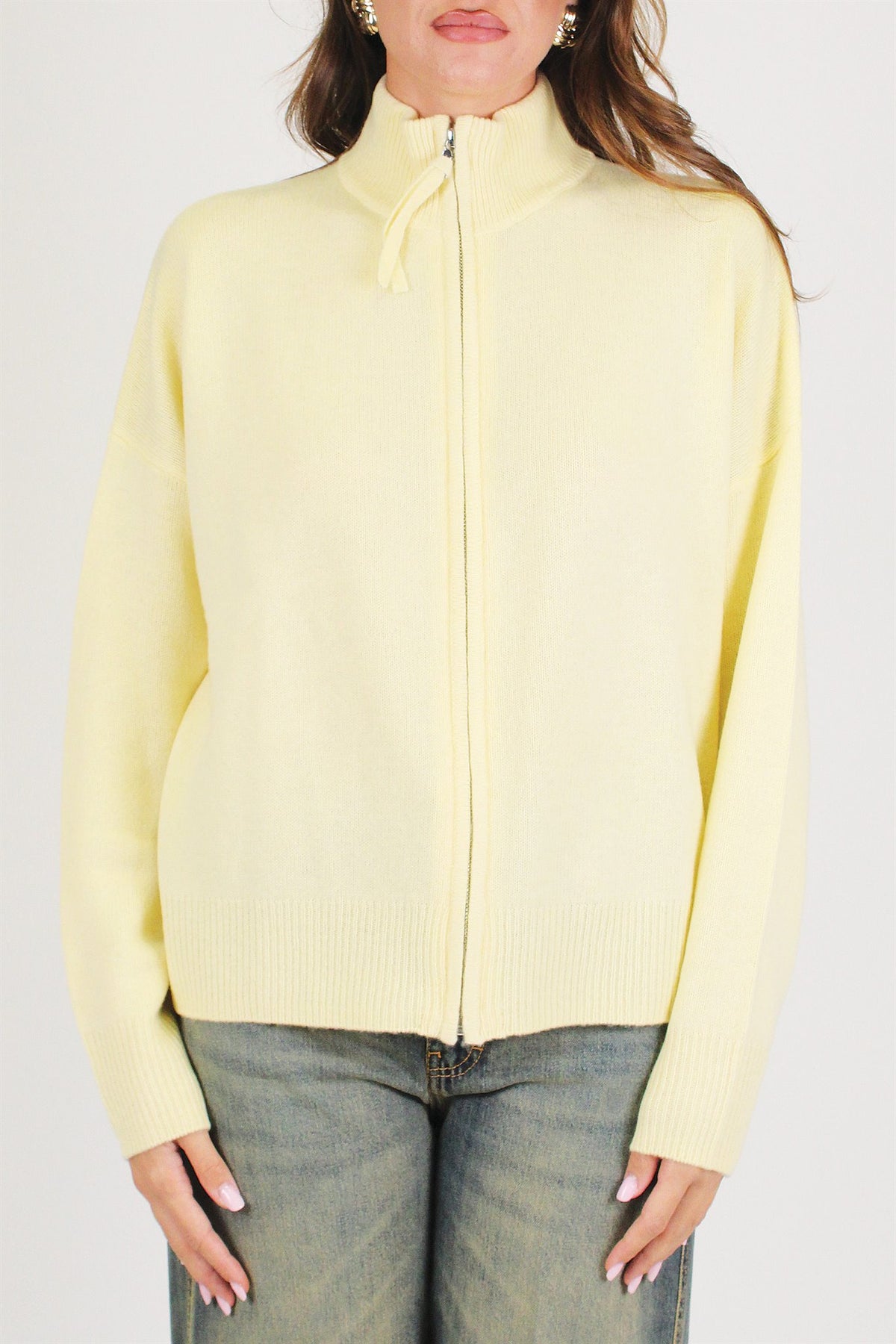 Tensione in - Cardigan in pura lana con collo alto e chiusura zip