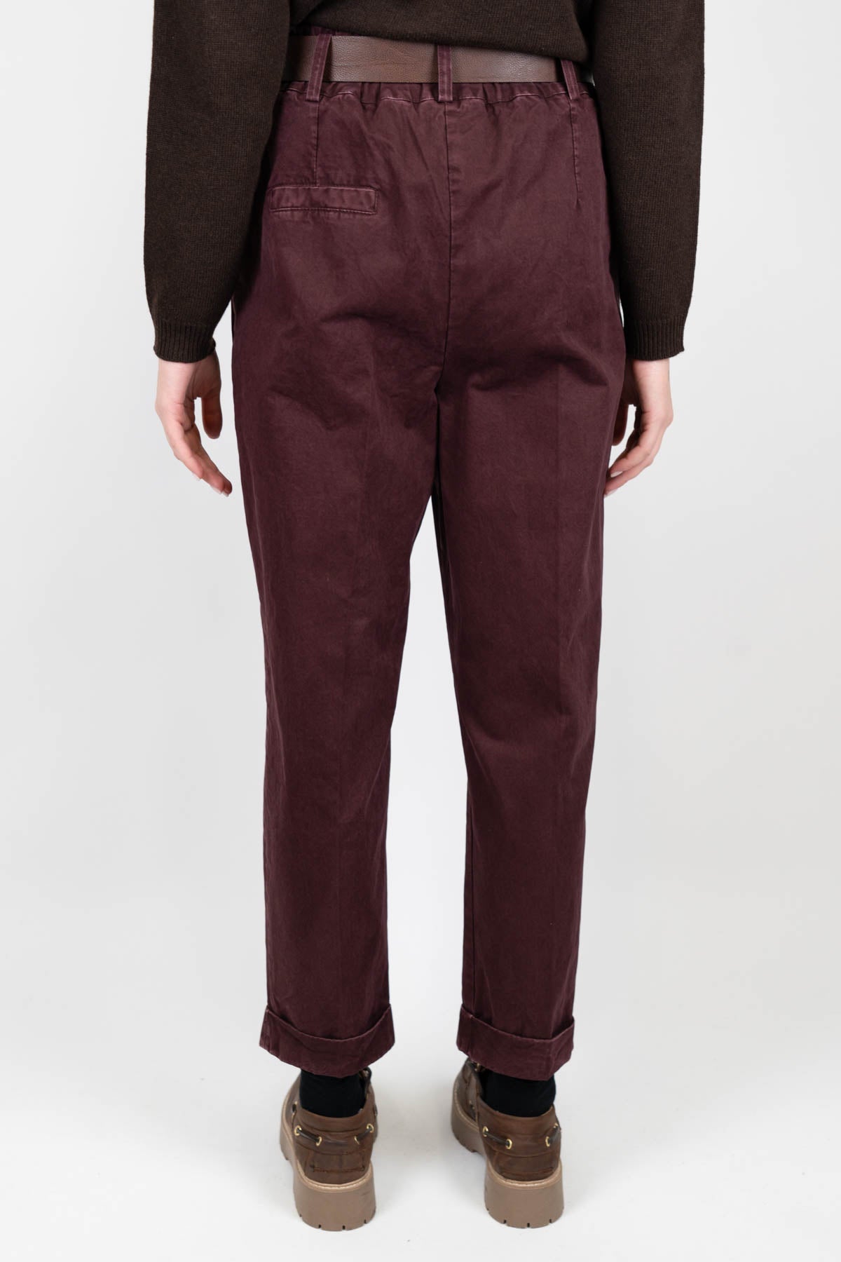 Tensione in - Pantalone regular con pinces