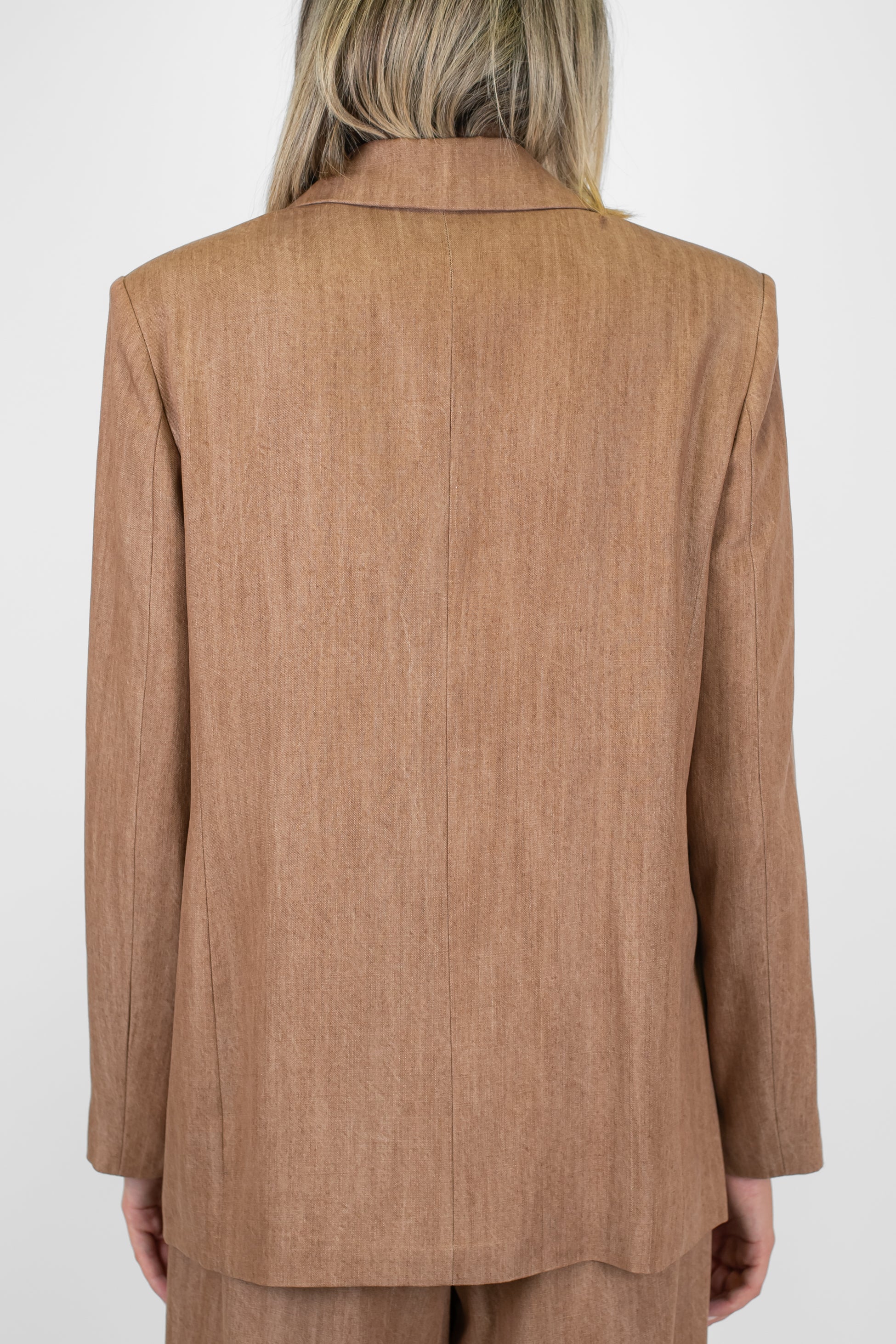 Maryley - Giacca doppiopetto in lyocell con bottoni gioiello e spilla