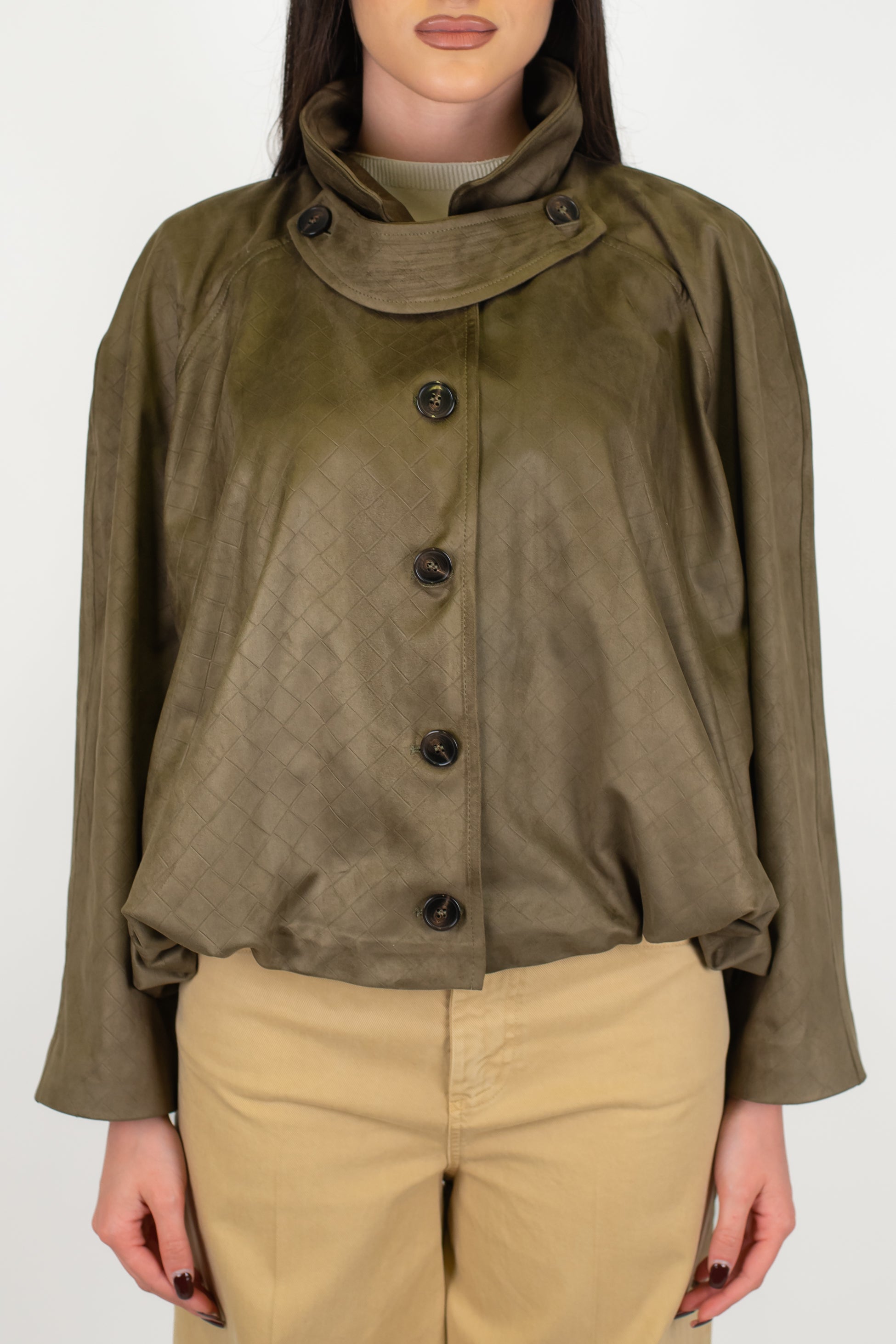 Tensione in - Bomber in dainetto con trama intrecciata e chiusura con bottoni