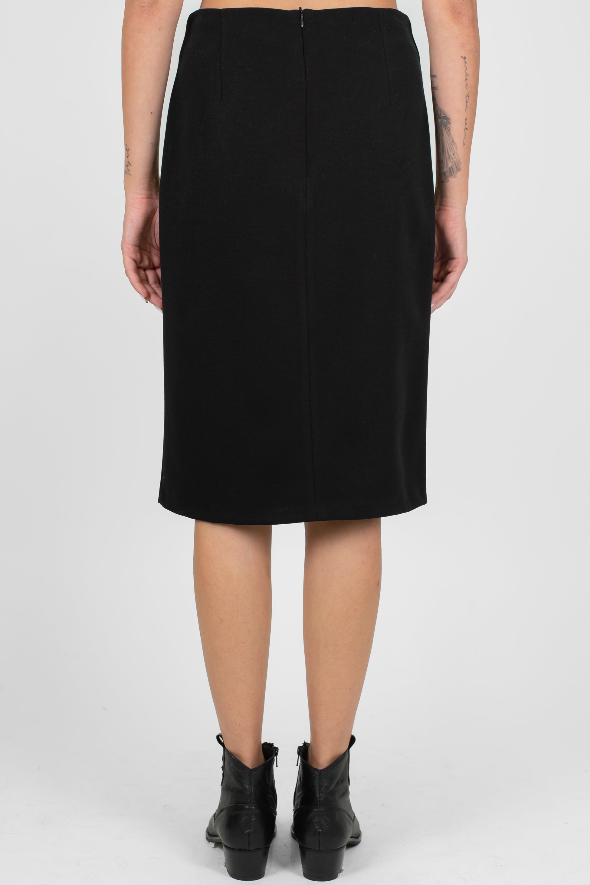 Tensione in - Gonna tinta unita con chiusura zip sul retro