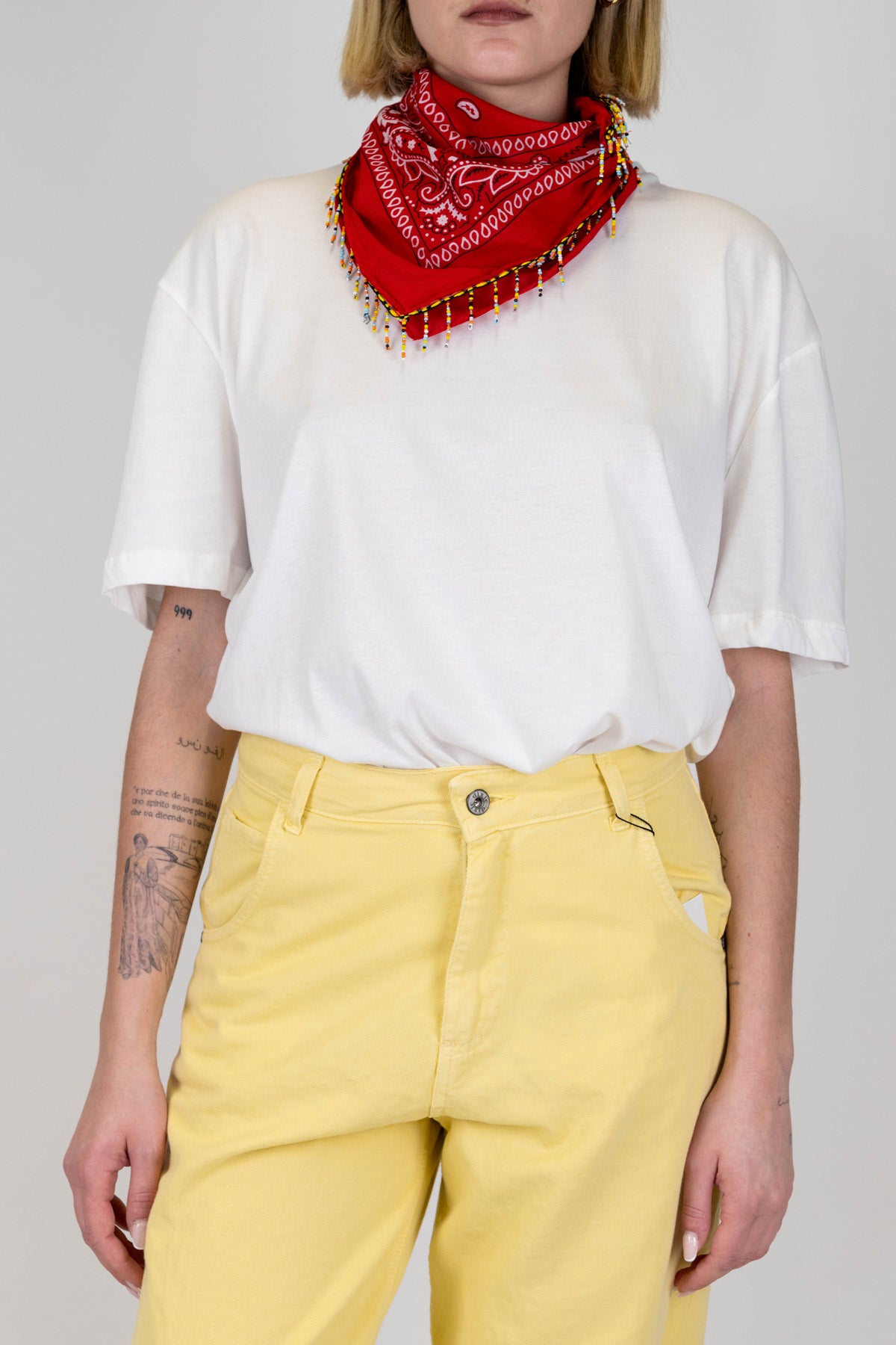 Motel - T-shirt over con bandana