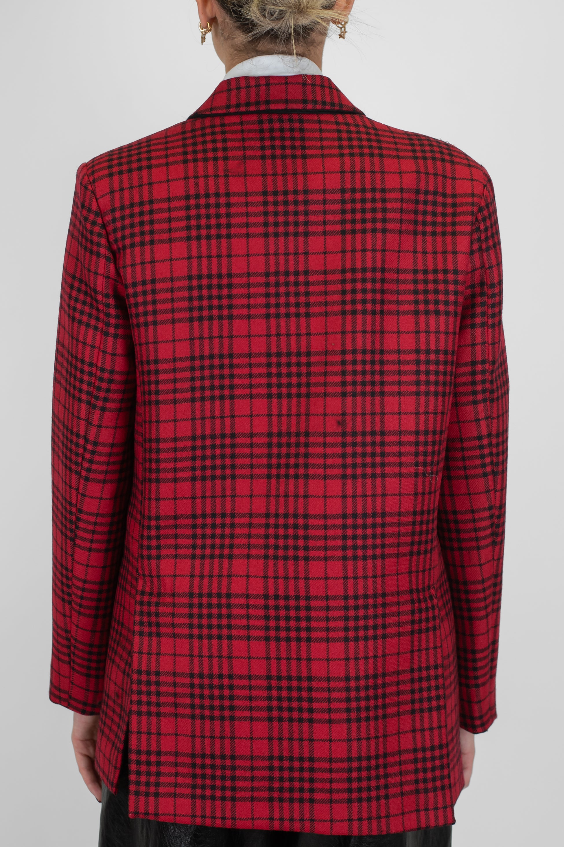 Tensione in - Blazer doppiopetto fantasia quadri in pura lana con profili e scritta ricamata a contrasto