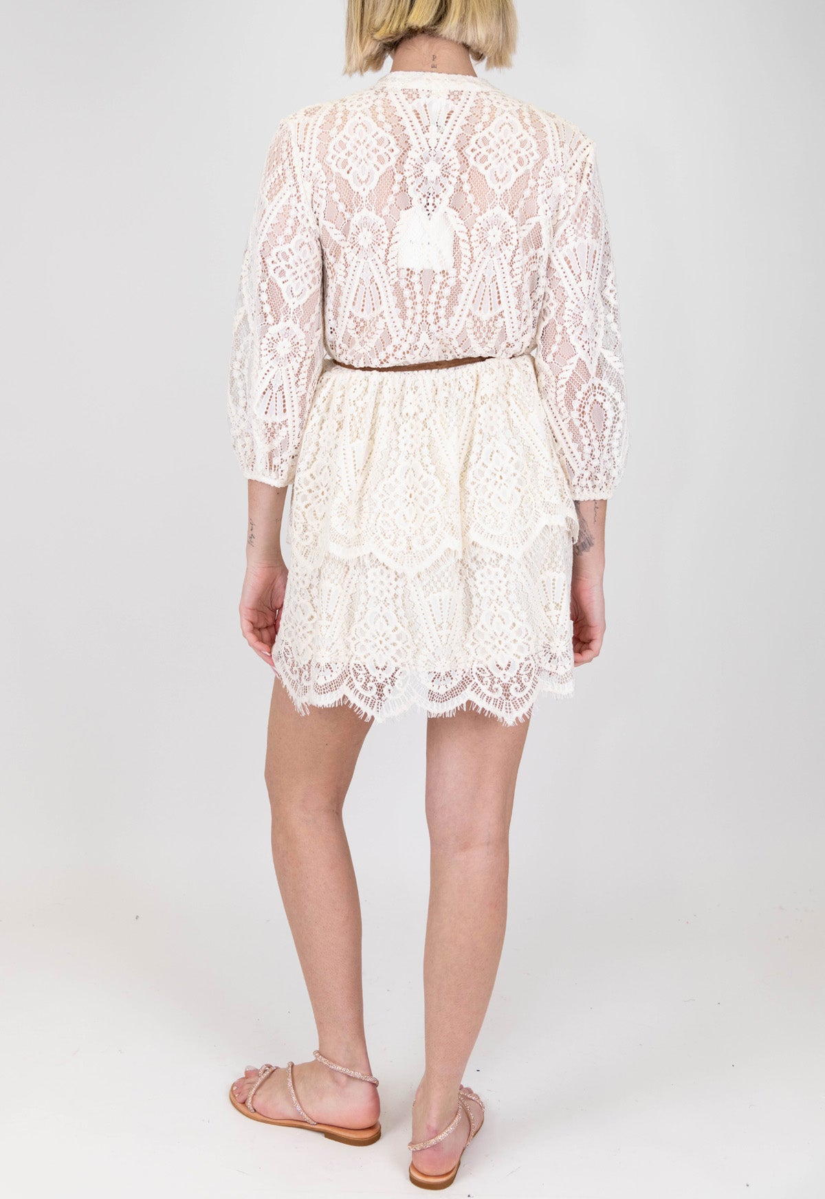 Tensione in - Chemisier corto in crochet con manica tre quarti e collo coreano