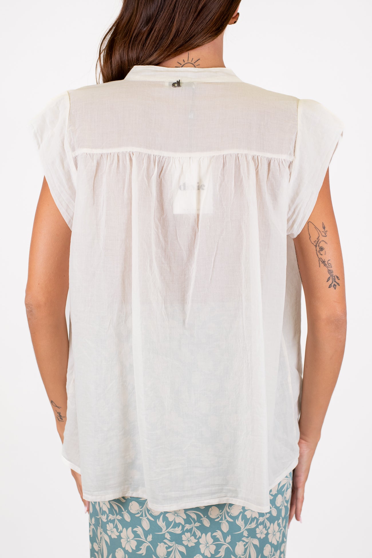 Dixie - Camicia giromaniche in mussola di cotone con alette