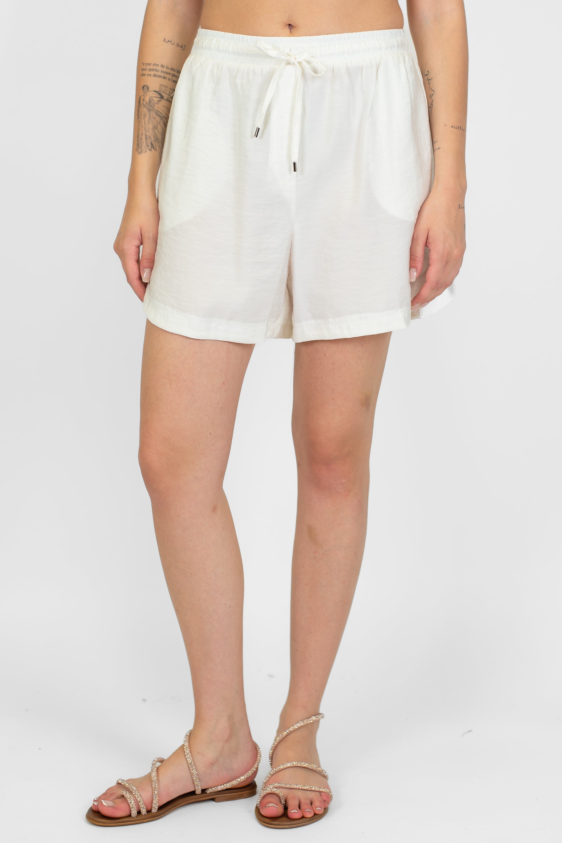 Motel - Coordinato in modal con camica mezzamanica e shorts con coulisse