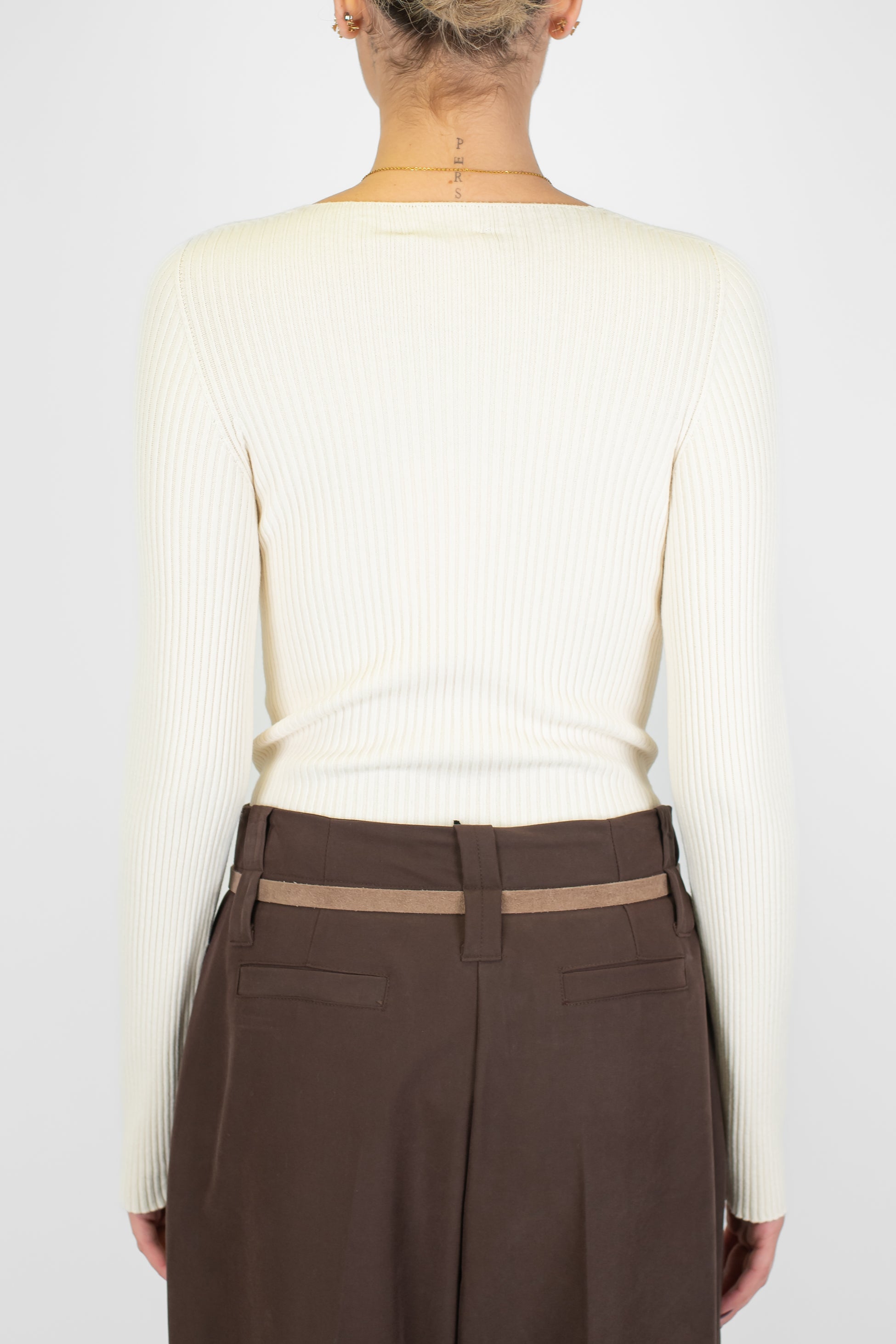 Kontatto - Maglia con scollo quadrato a costine