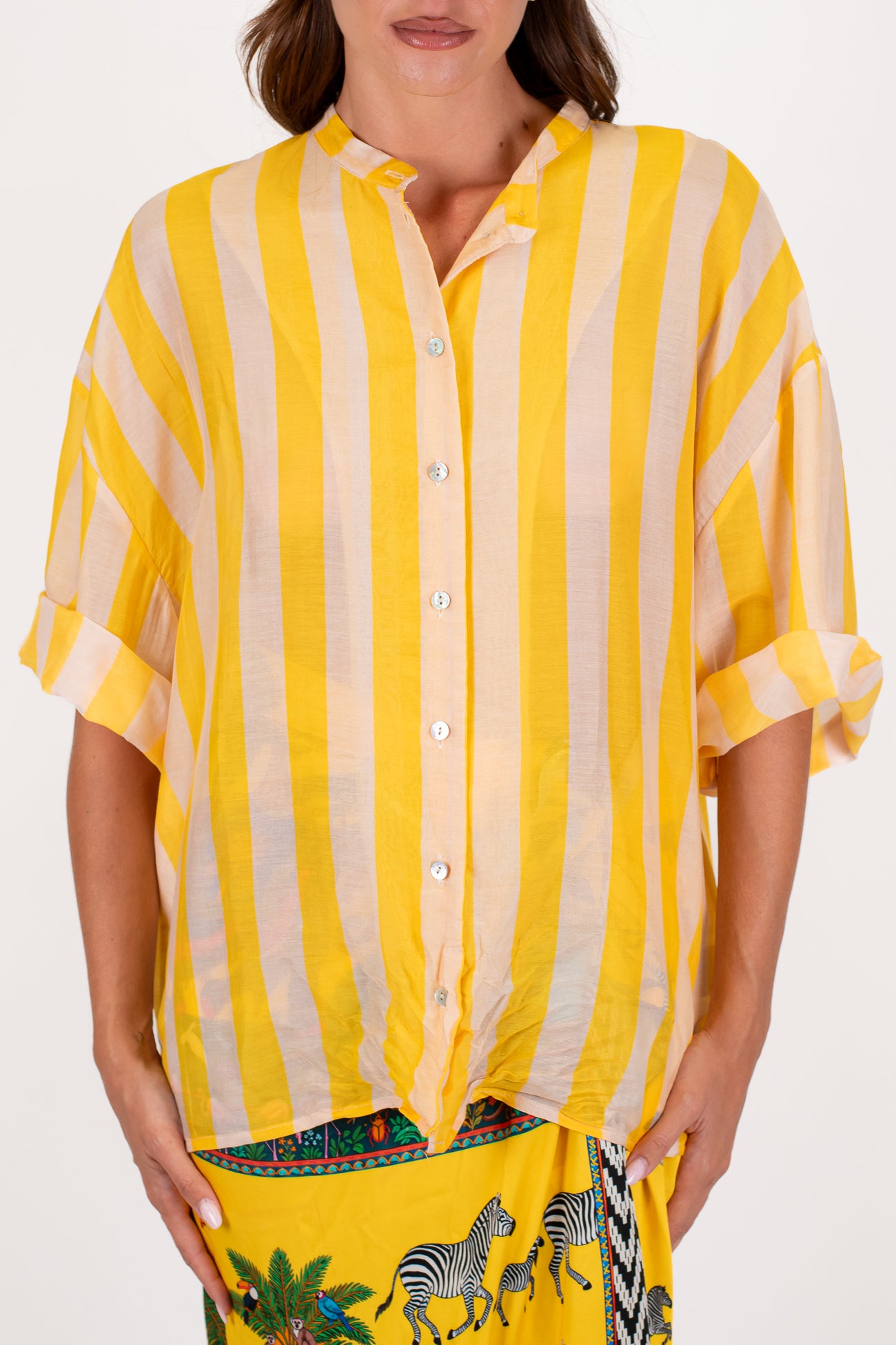 Tensione in - Camicia over fantasia a righe in misto mussola di cotone e seta