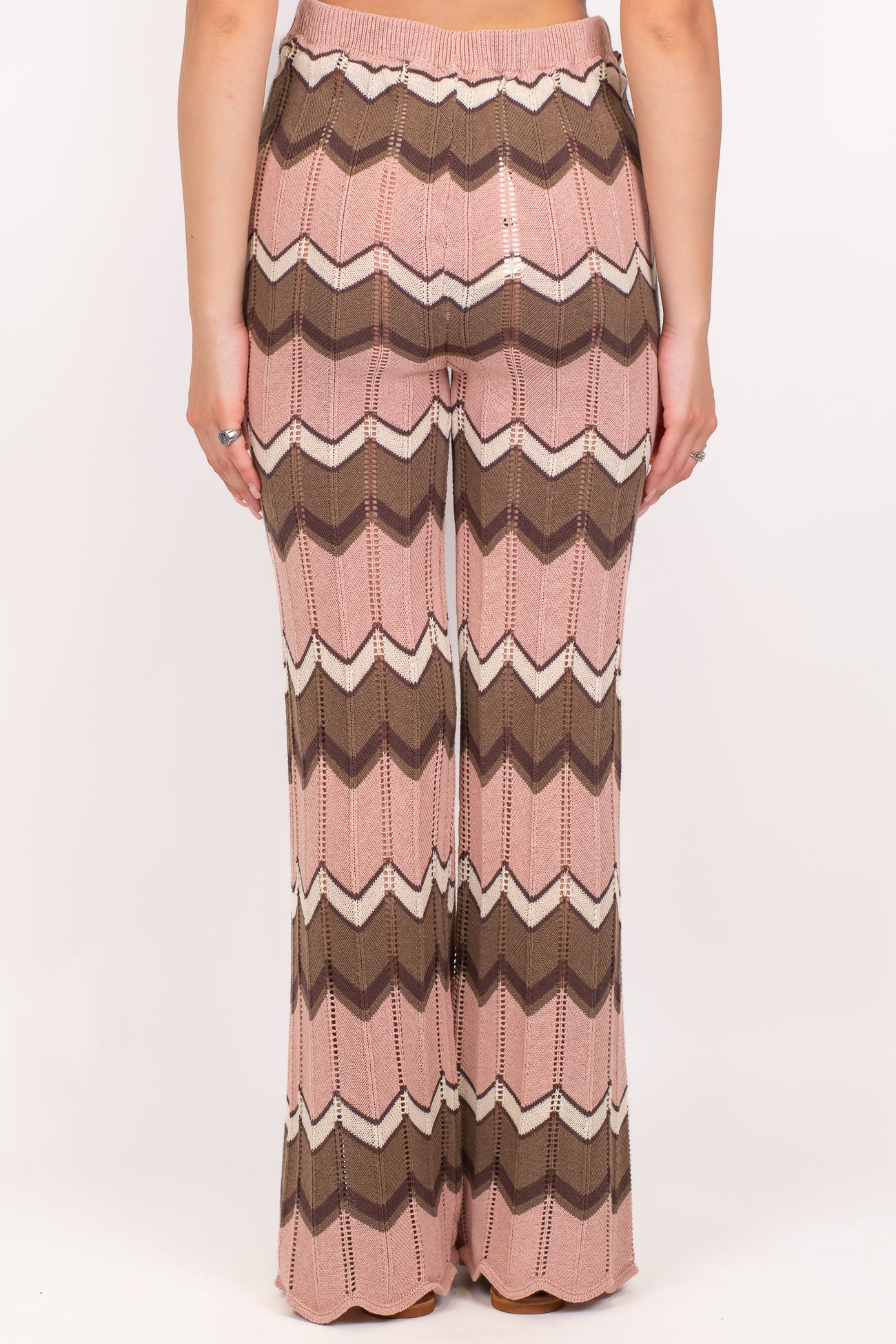 Dixie - Pantalone a zampa fantasia zig zag in maglia lavorata e traforata con elastico in vita