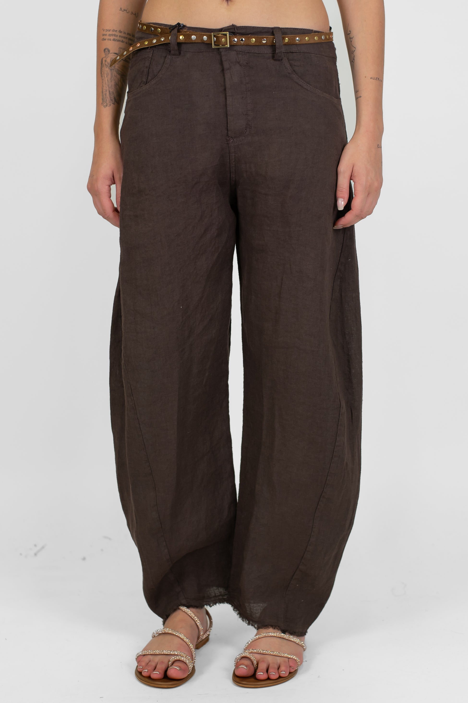 Tensione in - Pantalone balloon 100% lino sfrangiato sotto