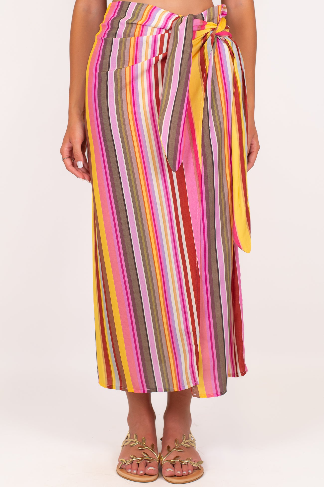 Tensione in - Gonna pareo fantasia a righe multicolor in viscosa leggera