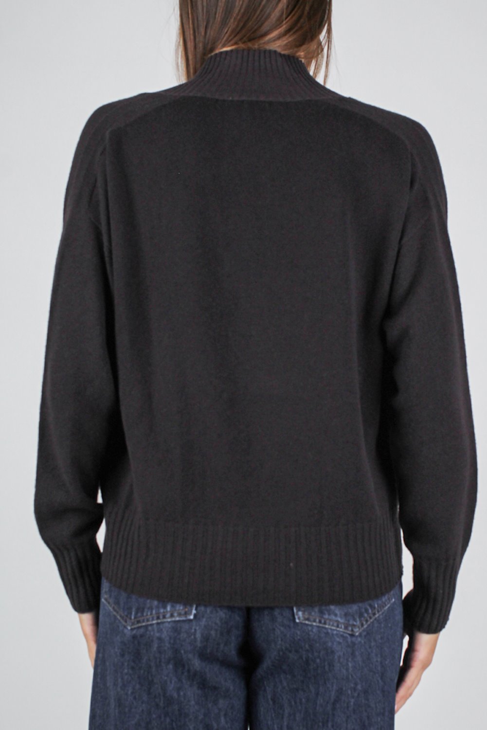 Maryley - Maglia a scatola con scollo a V in misto lana