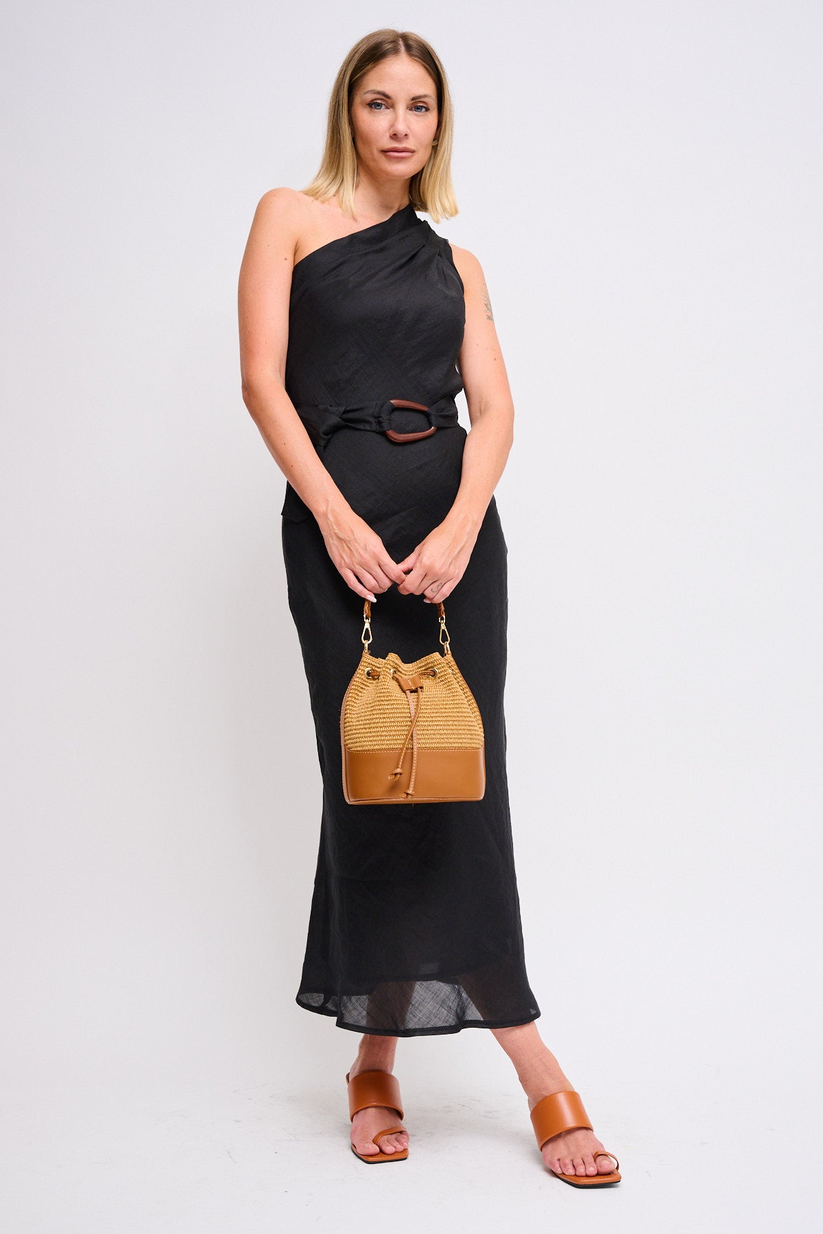 Maryley - Abito lungo monospalla in lino con cintura in vita