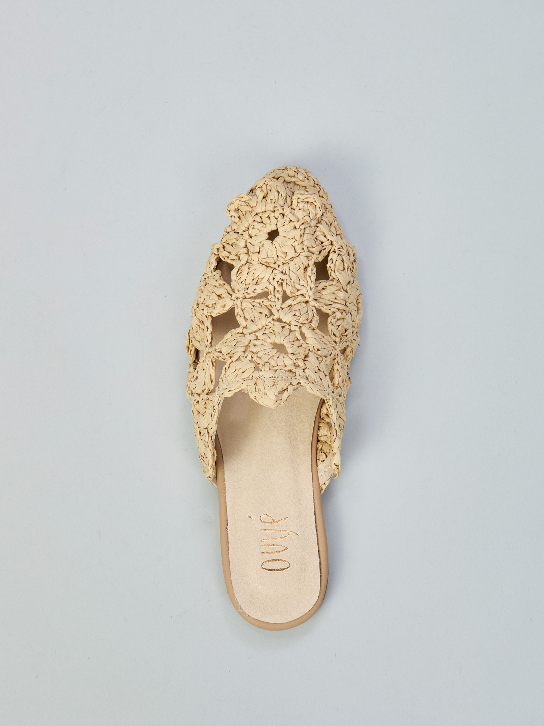 Ovyé - Mules in rafia