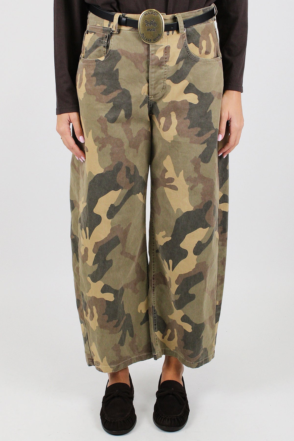 Tensione in - Pantalone balloon crop fantasia camouflage