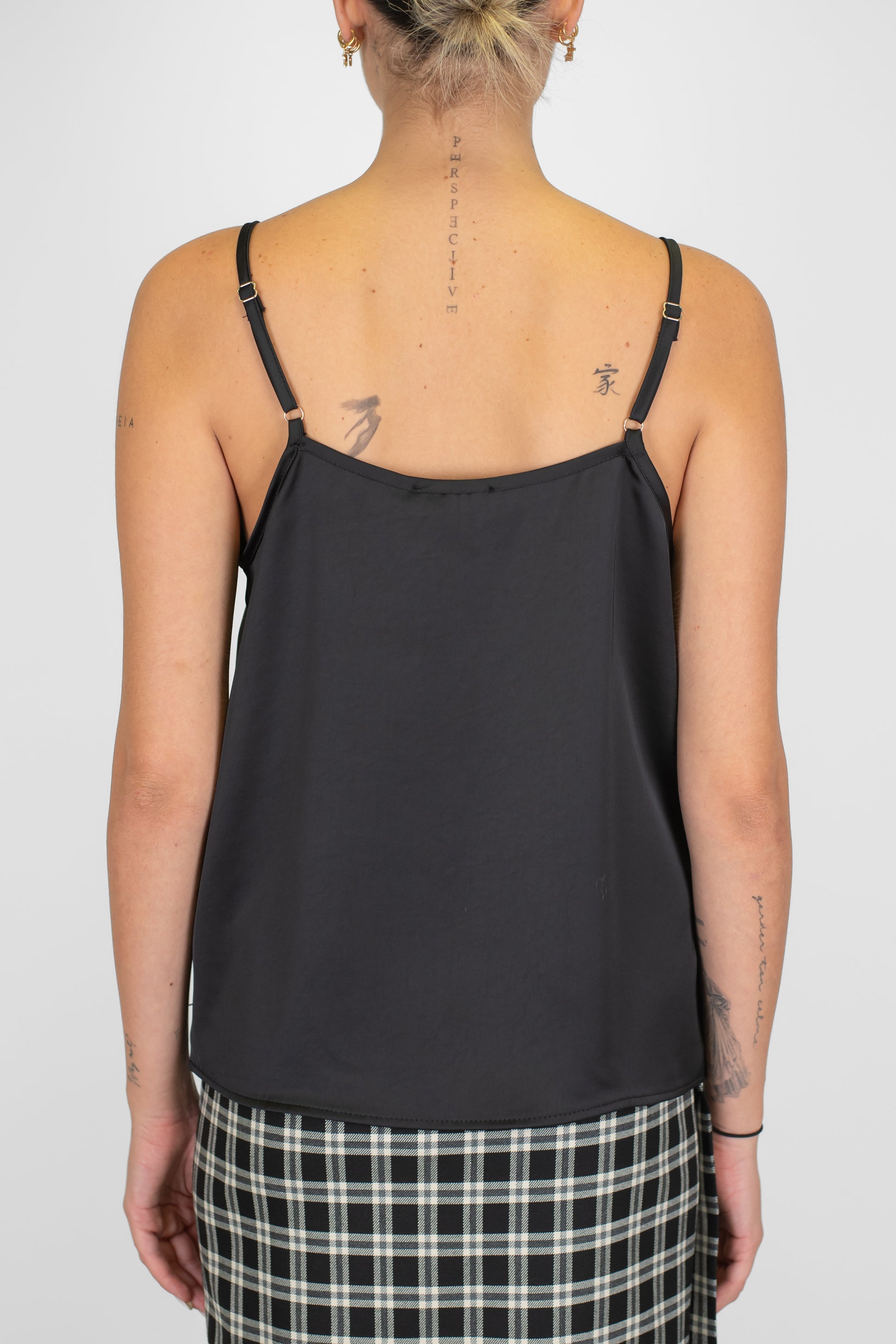 Motel - Top in satin con scollo a V e ricami in pizzo