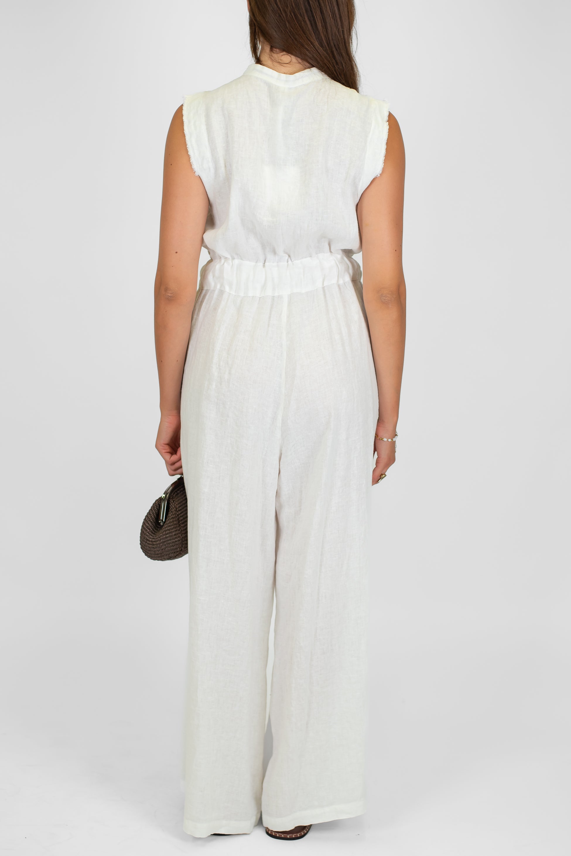 Tensione in - Tuta giromaniche in lino con coulisse in vita