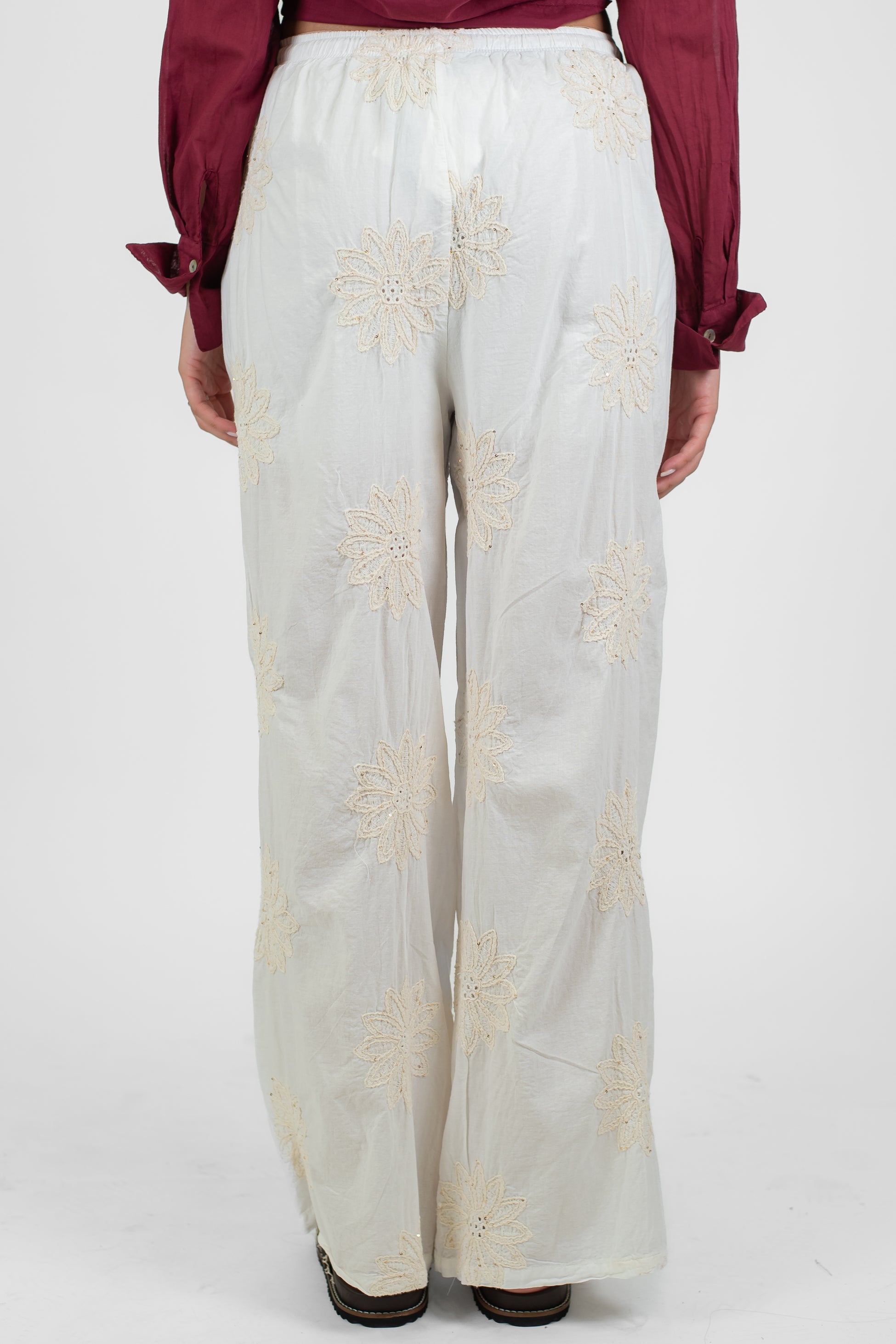 Haveone - Pantalone palazzo con ricami in pizzo sangallo e coulisse