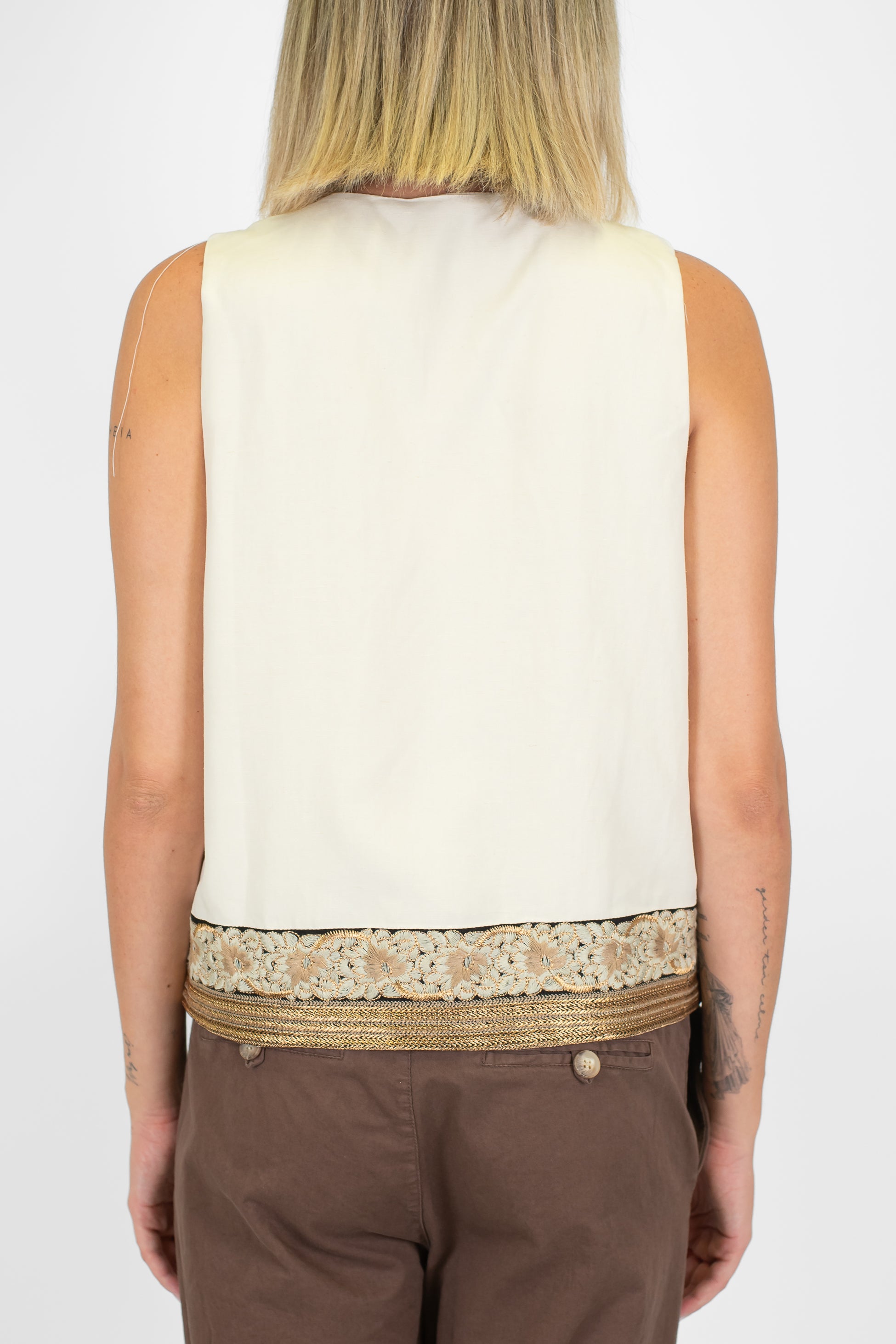 Motel - Gilet in misto lino con profilo tramato e chiusura con lacci