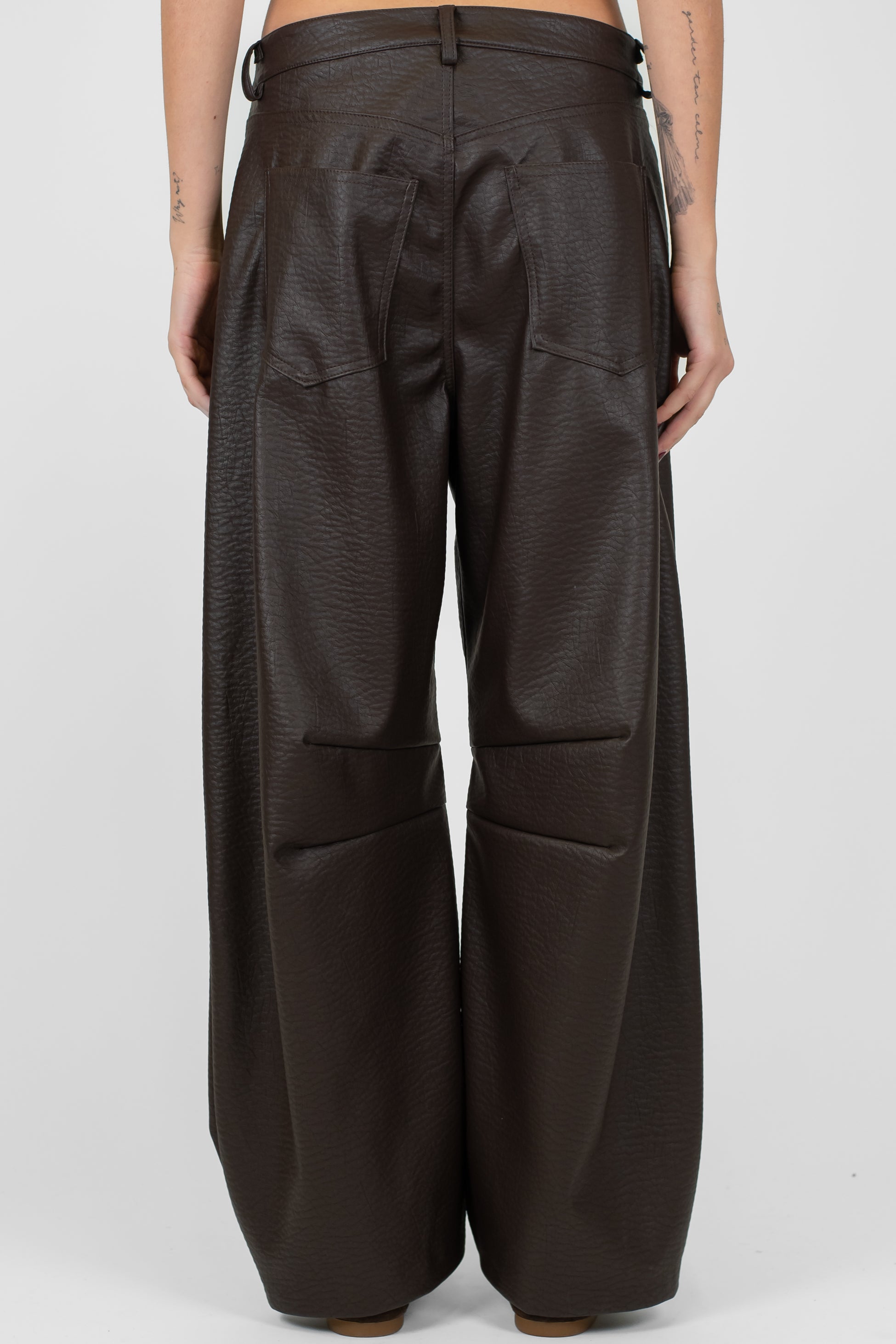 Motel - Pantalone balloon in ecopelle martellata