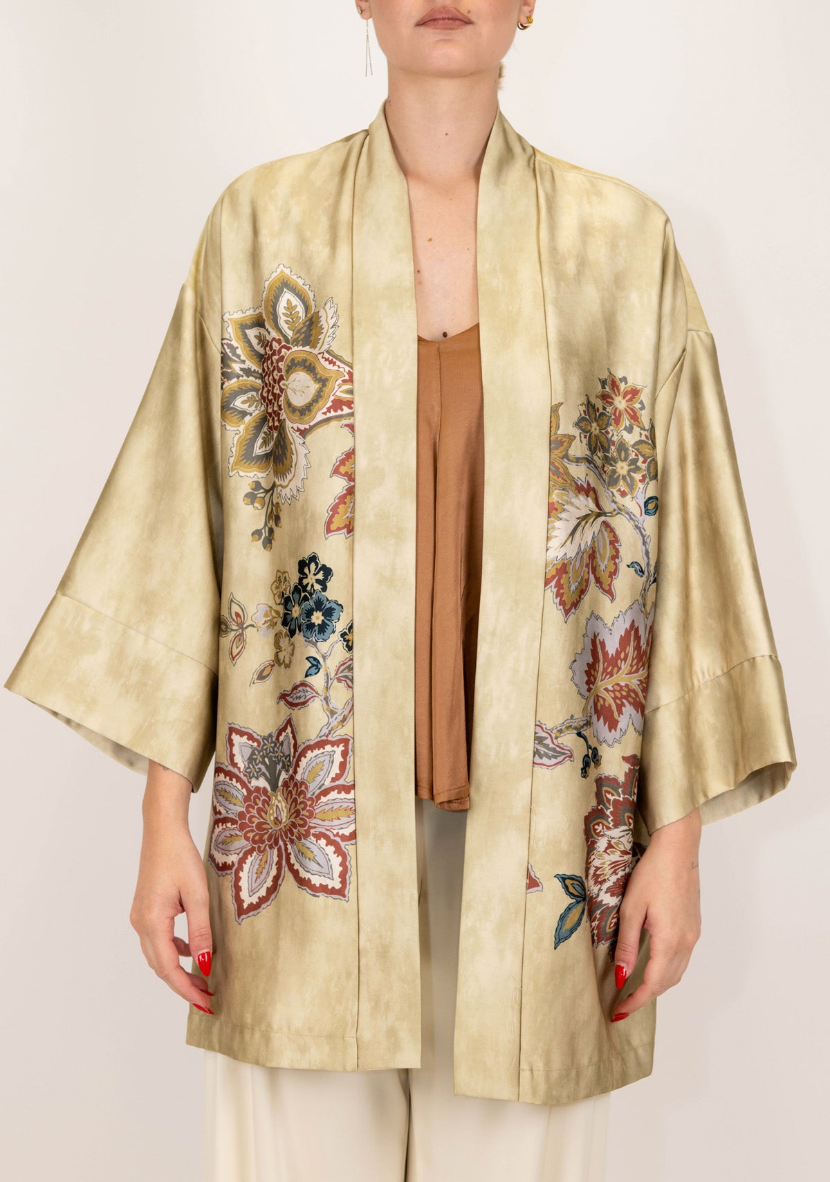 Dixie - Kimono fantasia floreale in raso con manica tre quarti