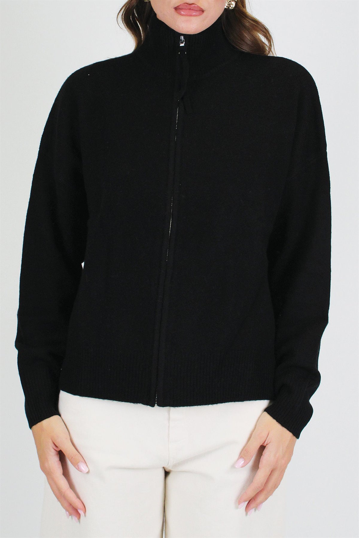 Tensione in - Cardigan in pura lana con collo alto e chiusura zip