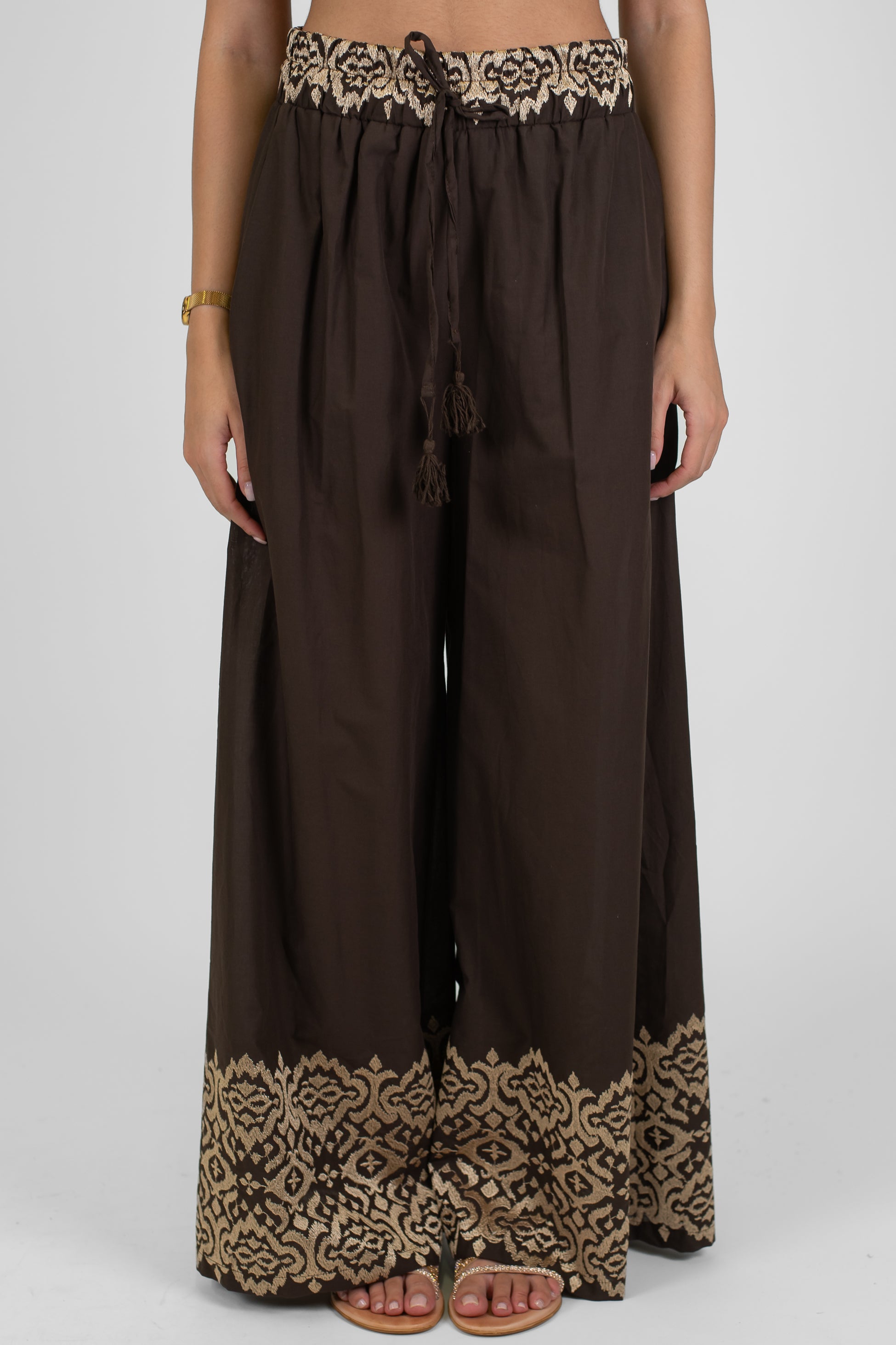 Motel - Coordinato gilet e pantalone palazzo con ricami a contrasto e coulisse