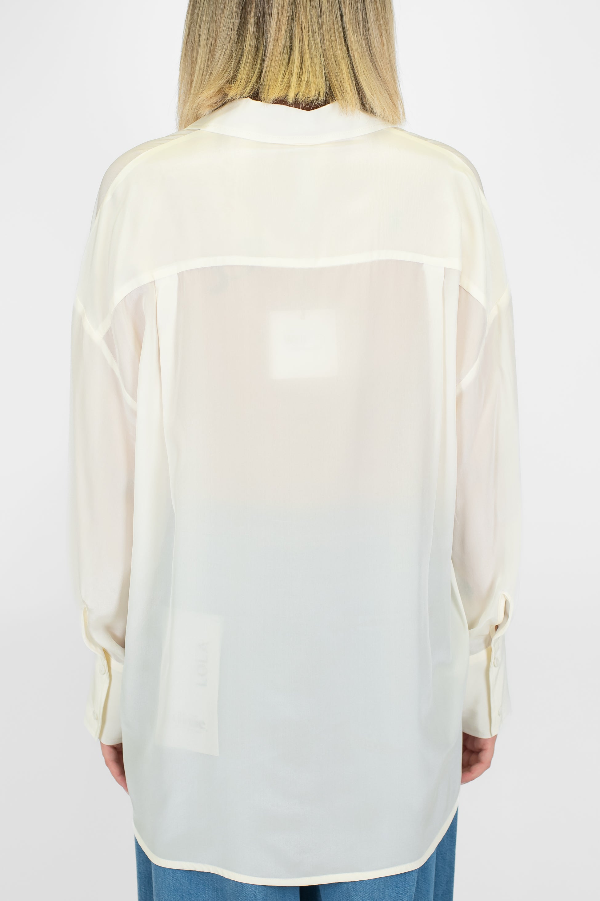 Tensione in - Camicia in misto seta con taschino e polsino ampio