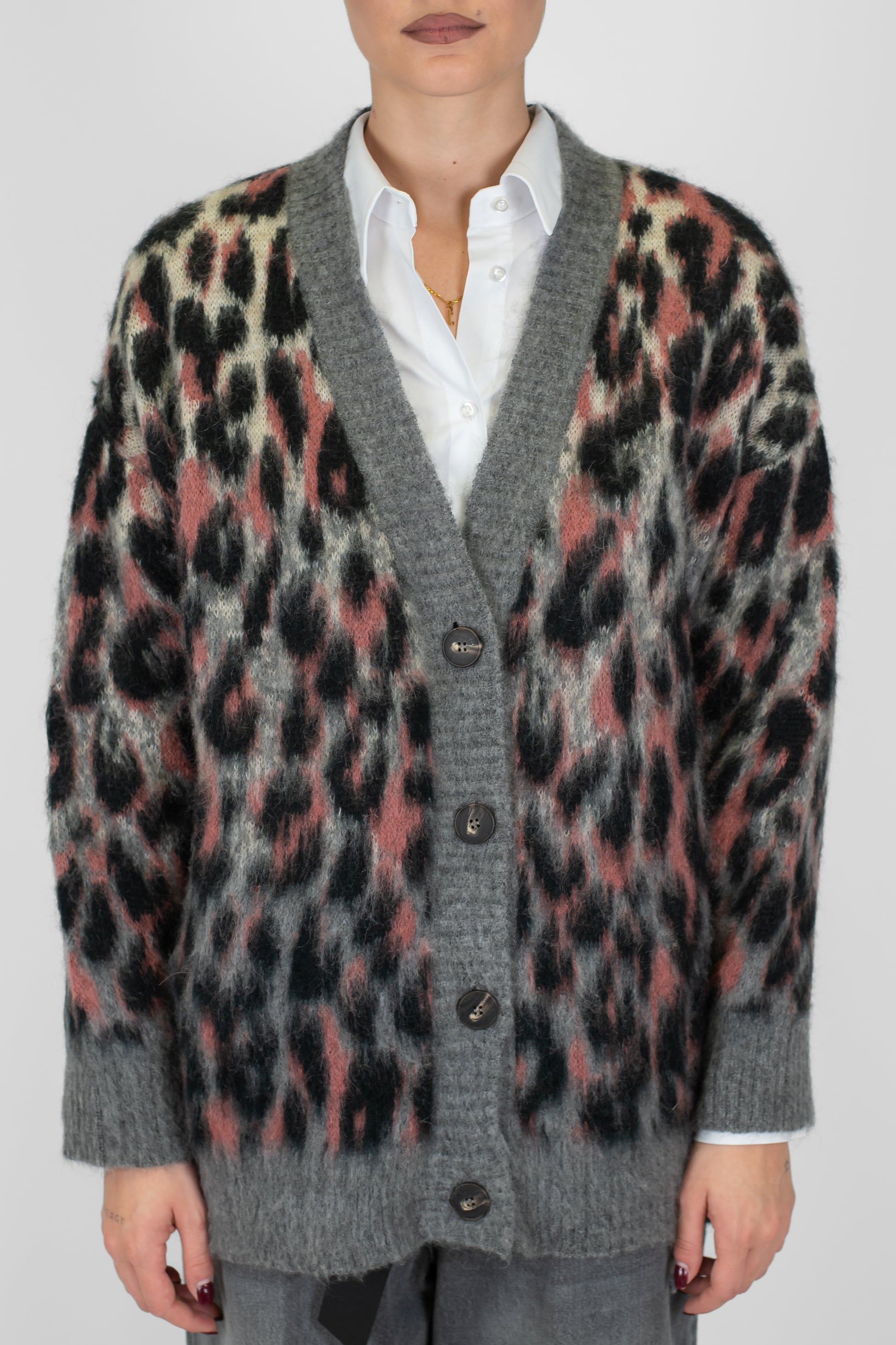 Tensione in - Cardigan over fantasia animalier con scollo a V