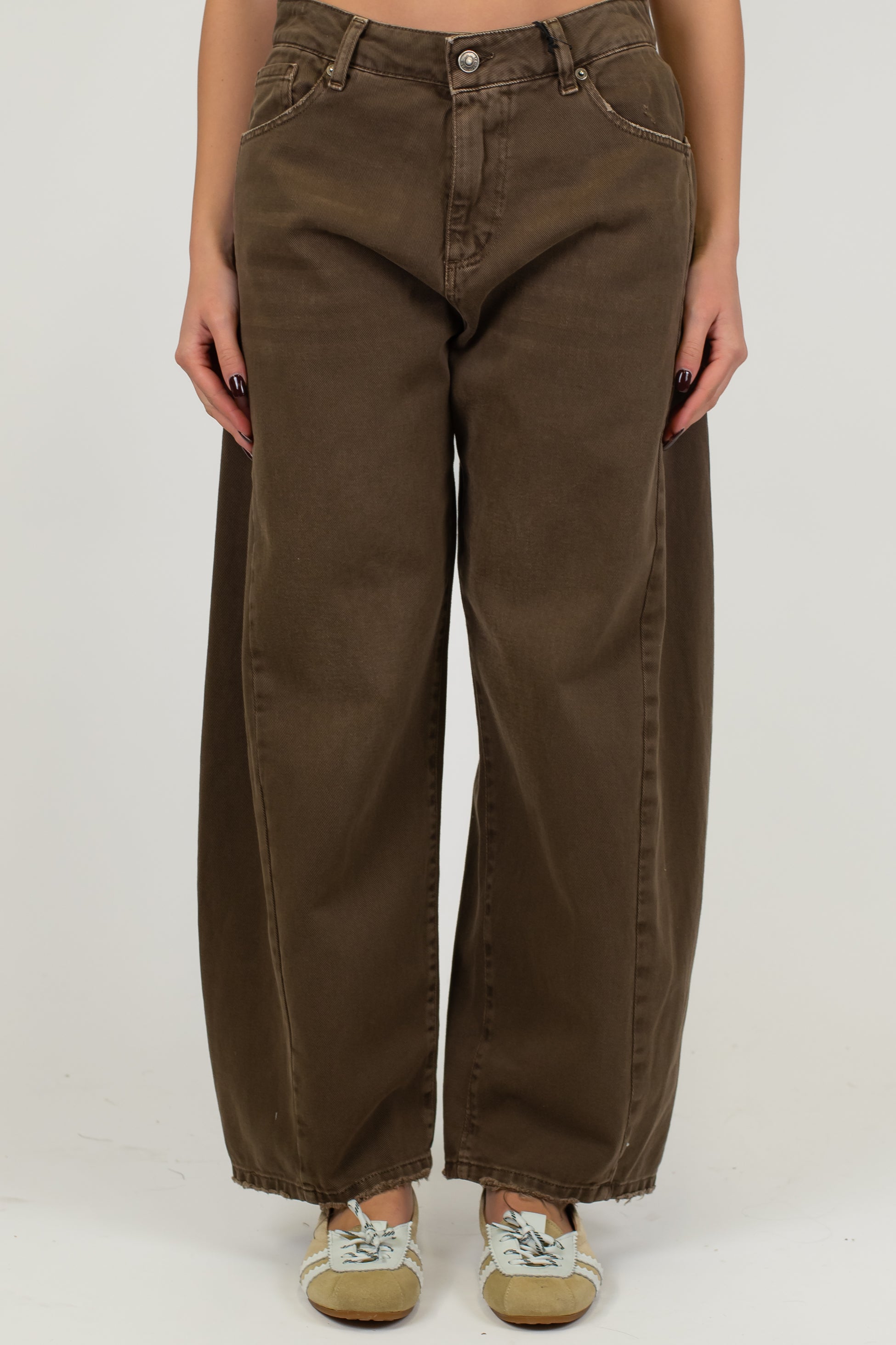 Tensione in - Jeans barrel modello ZUMI